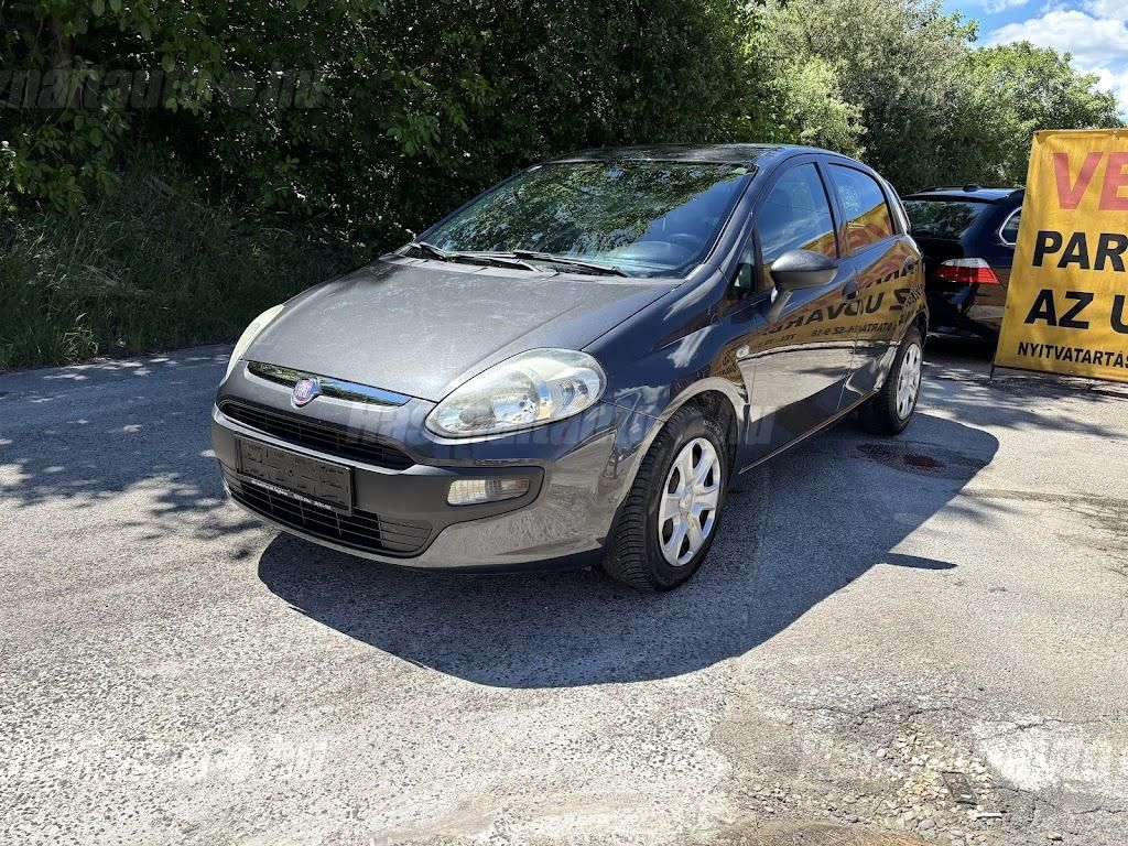 FIAT PUNTO 2011/6 - 1