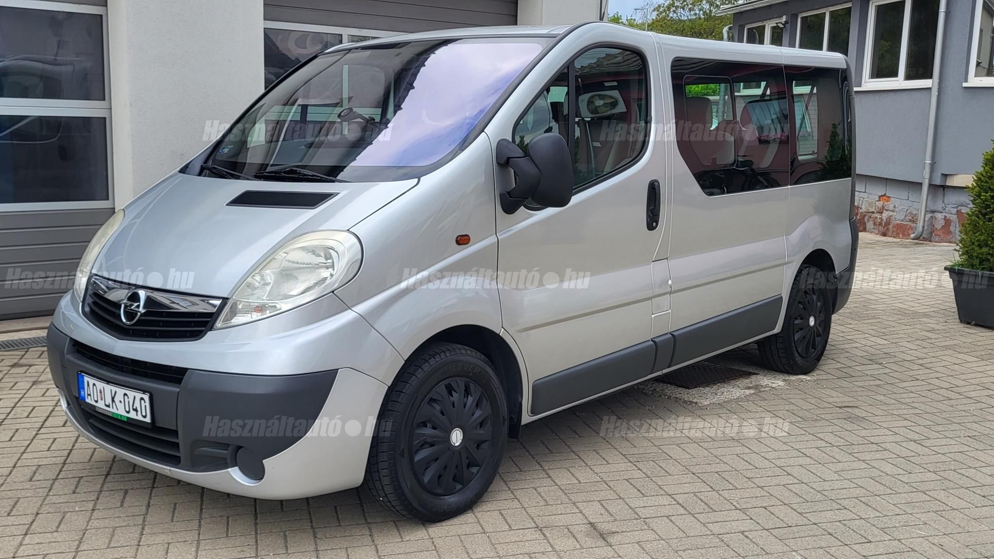 OPEL VIVARO 2006/10 - 1