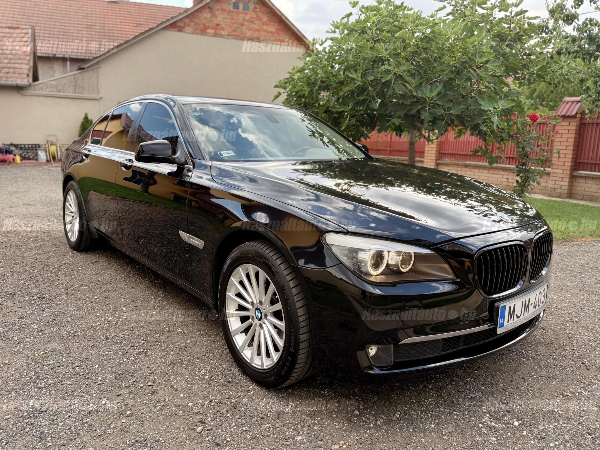 BMW 730 2009/12 - 1