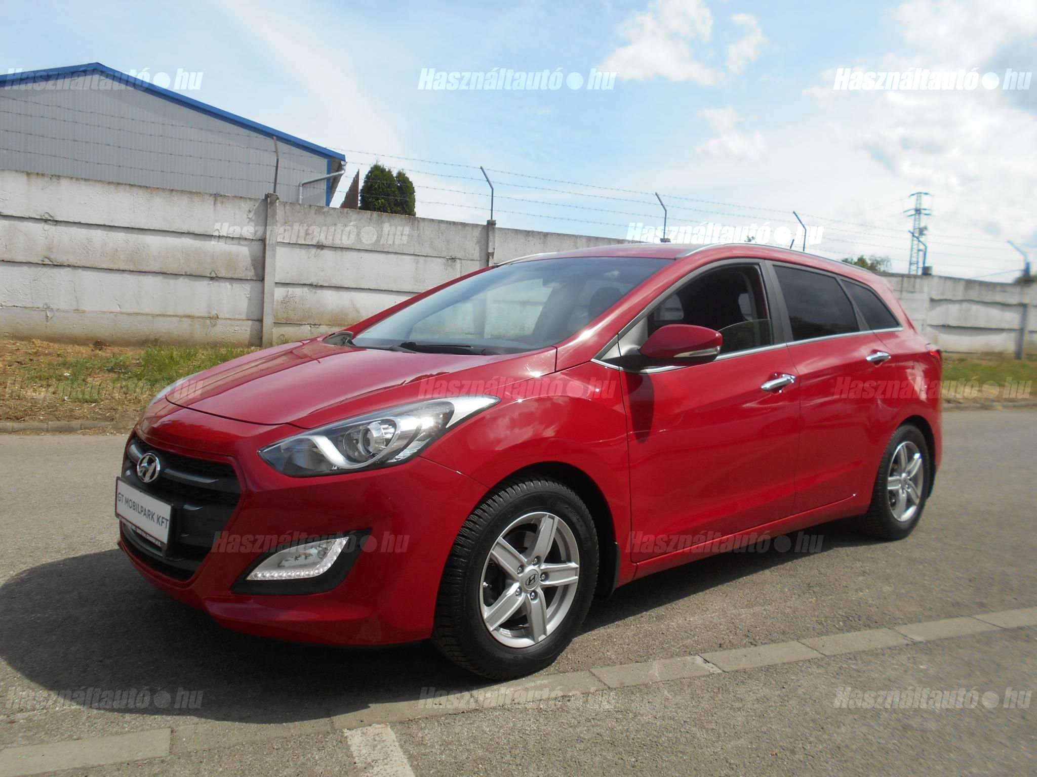 HYUNDAI I30 2016/3 - 1