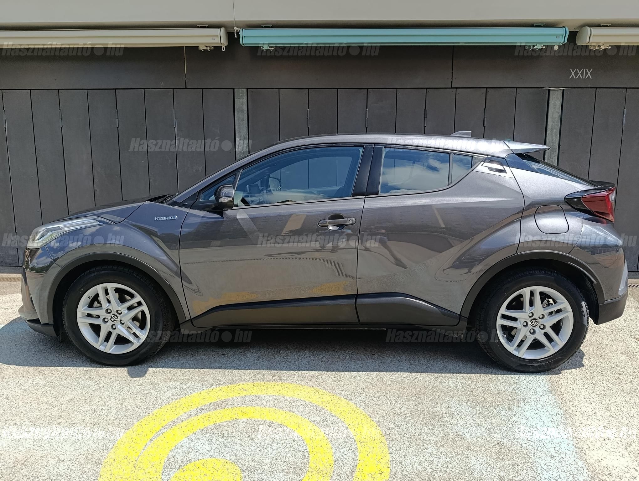 TOYOTA C-HR 2021/1 - 1