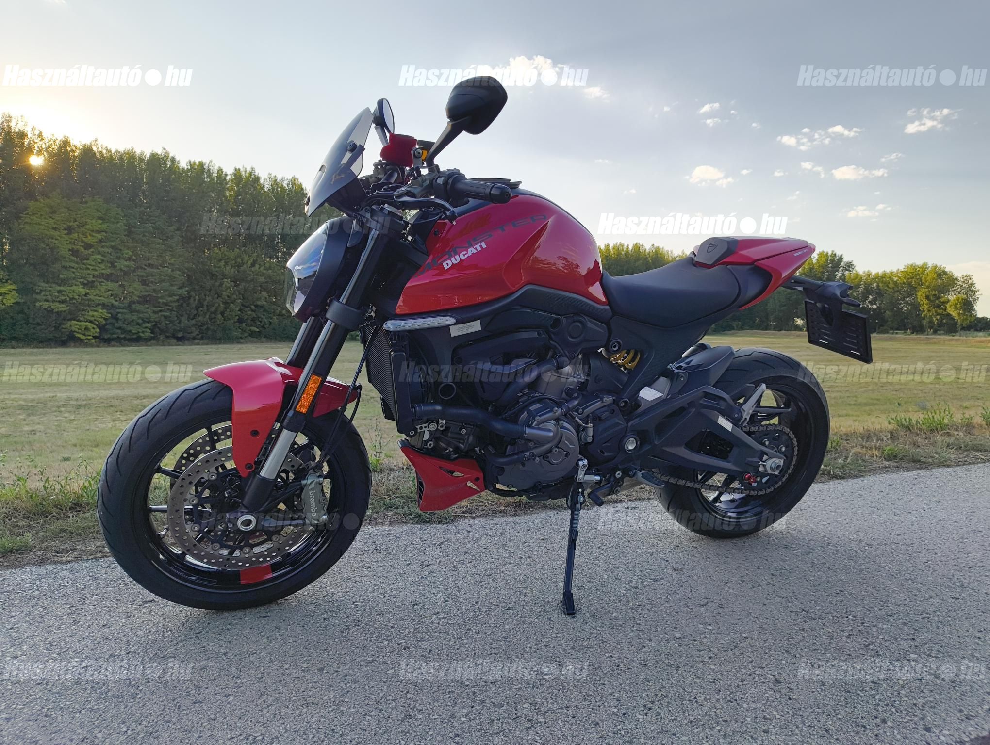 DUCATI MONSTER 2021/8 - 1