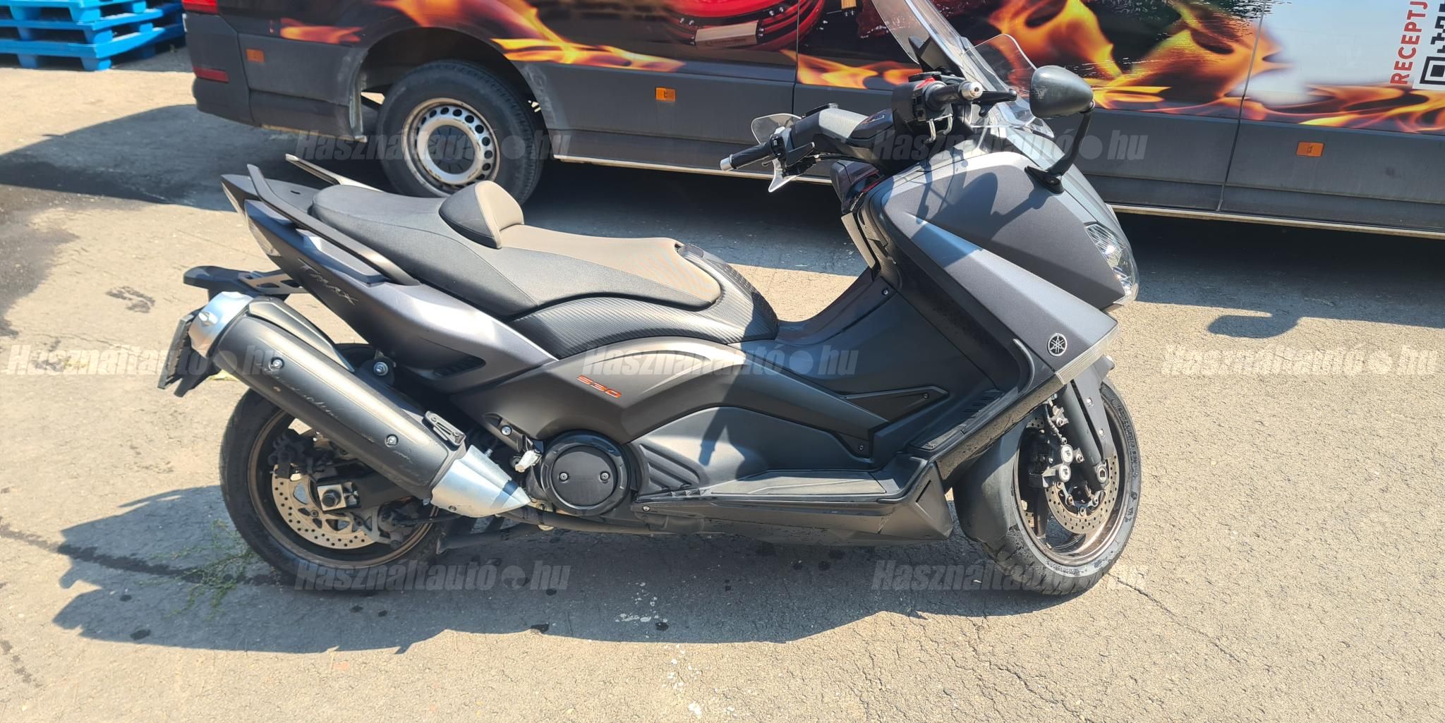 YAMAHA TMAX 2014/6 - 1