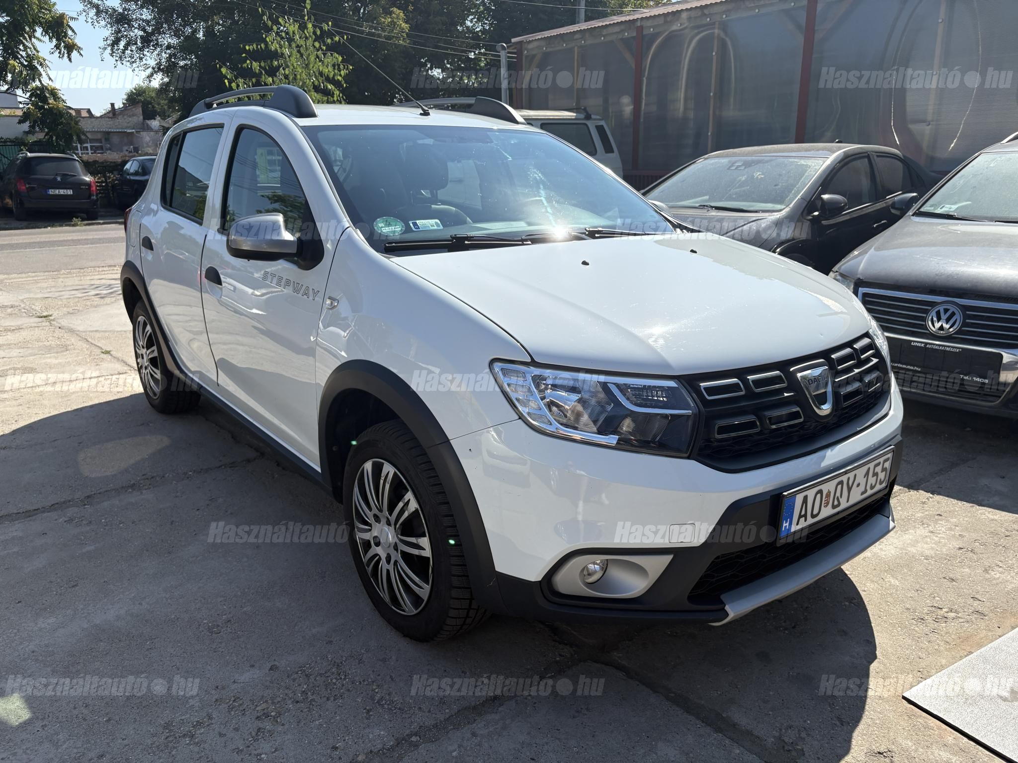 DACIA SANDERO 2017/2 - 1