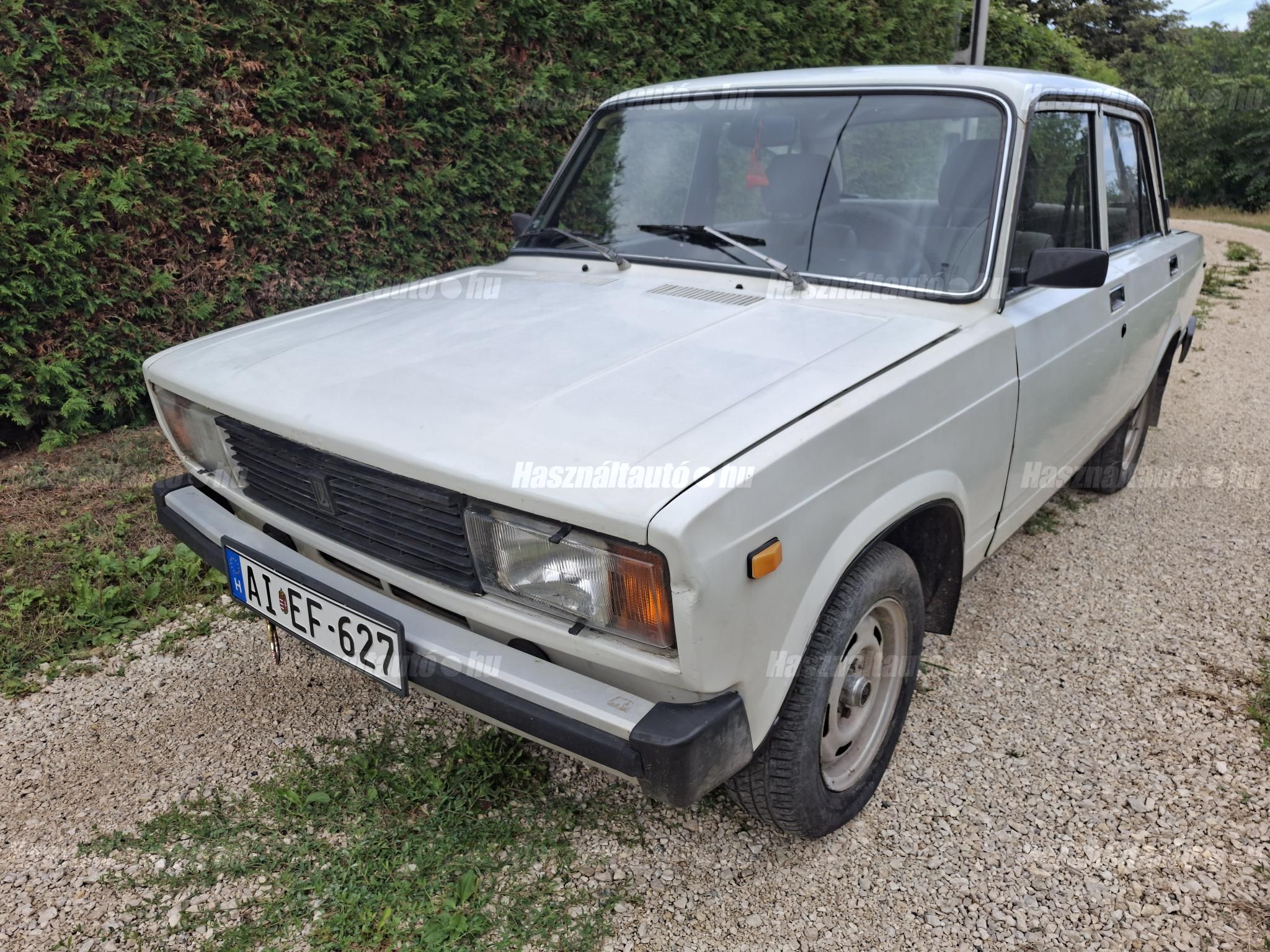 LADA 2105 1990/2 - 1