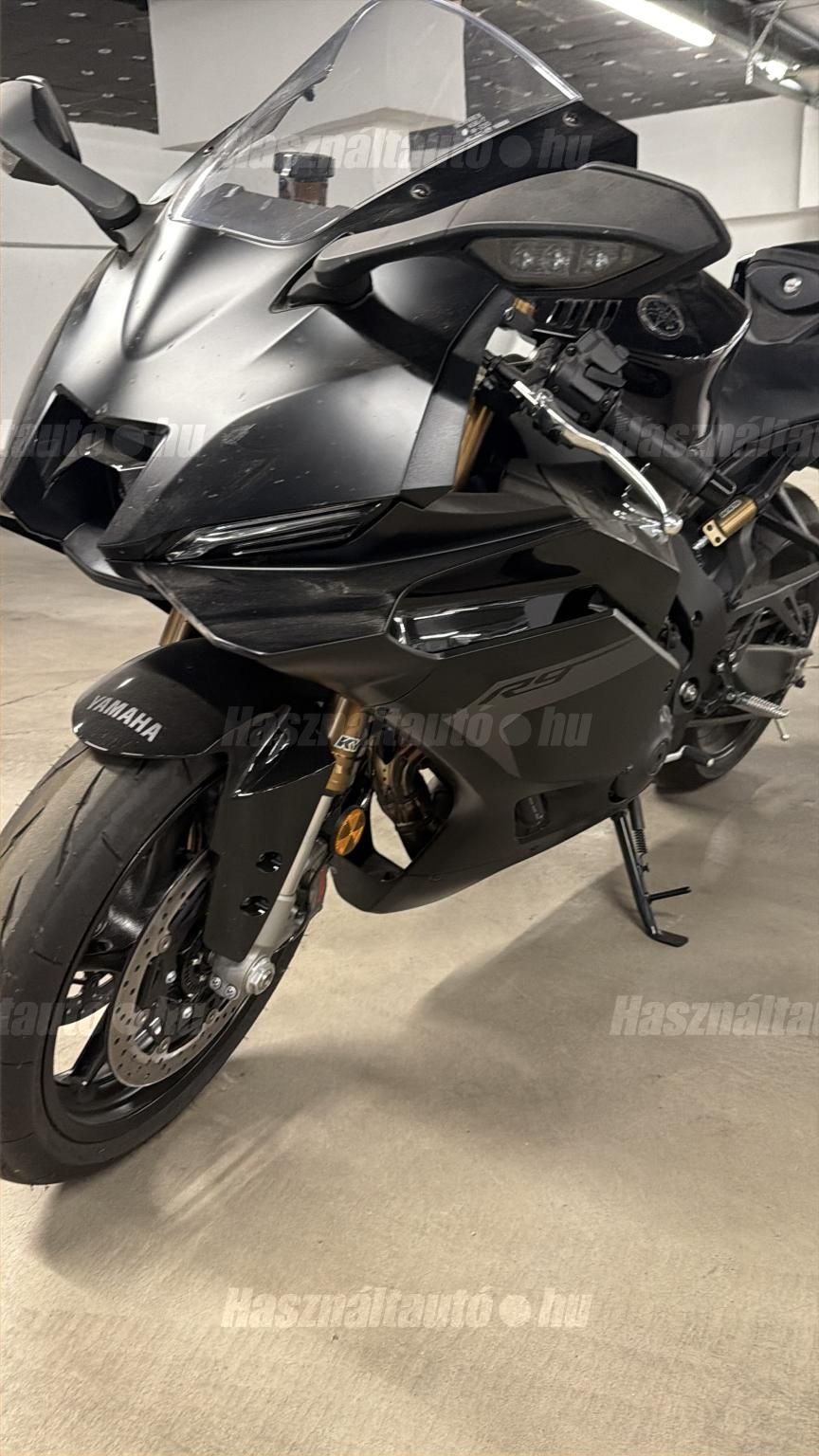 YAMAHA R9 2025 - 1