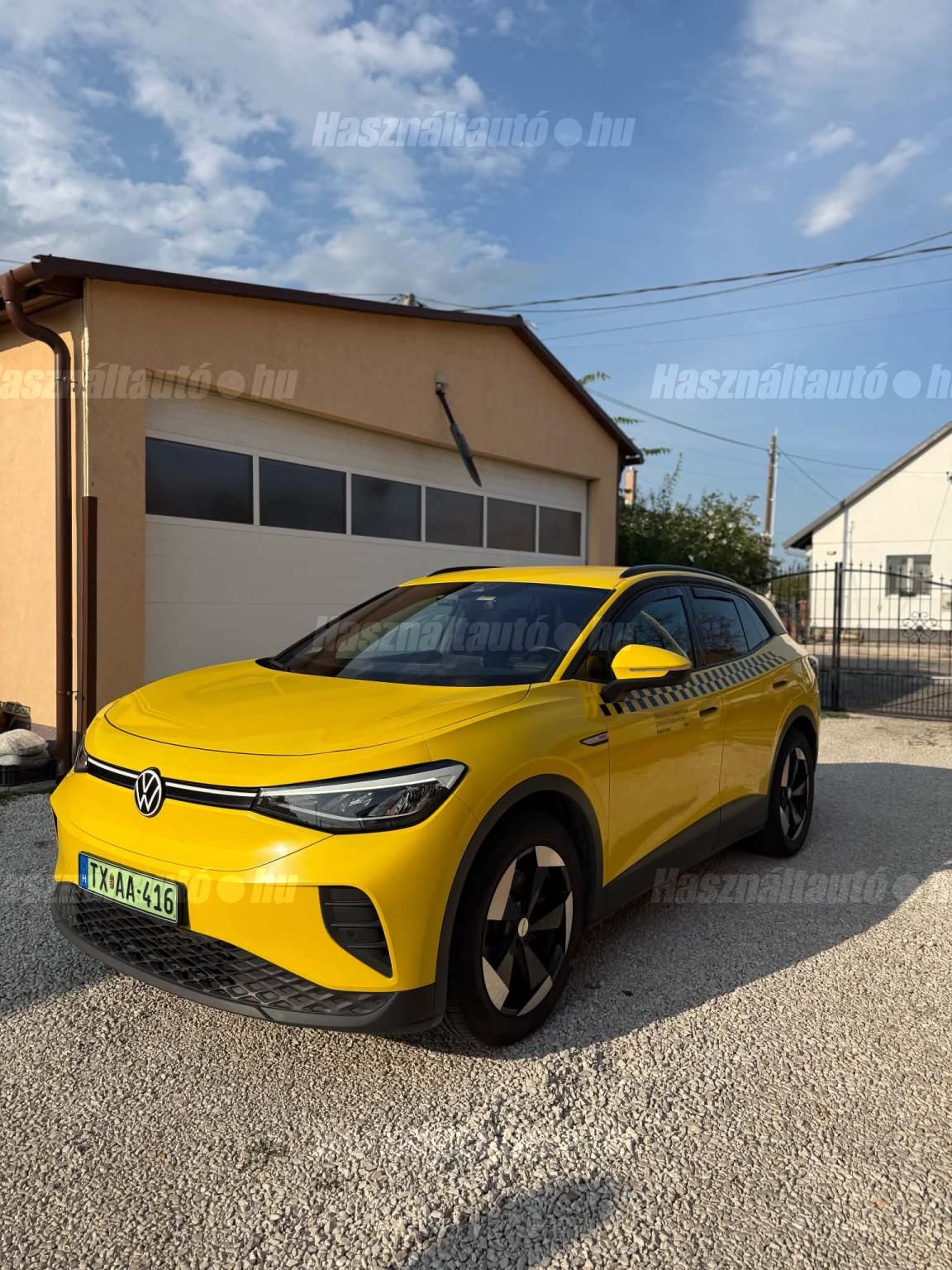 VOLKSWAGEN ID.4 2022/8 - 1