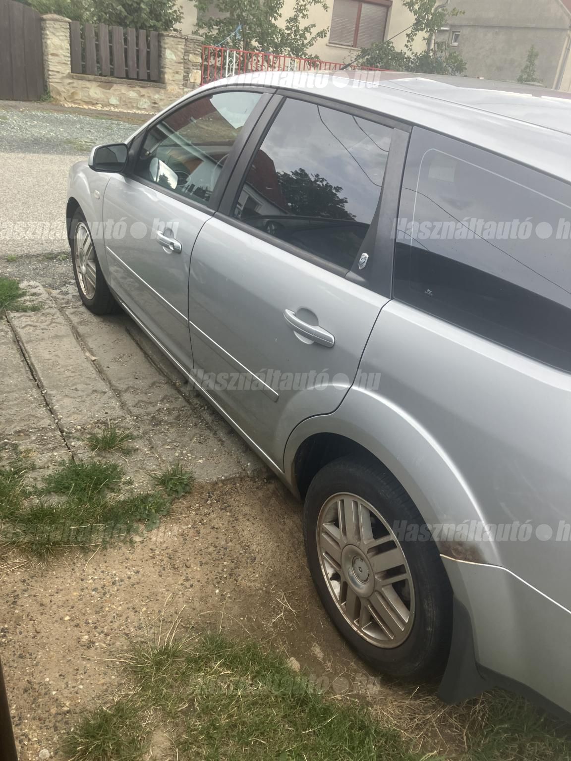 FORD FOCUS 2005/5 - 1