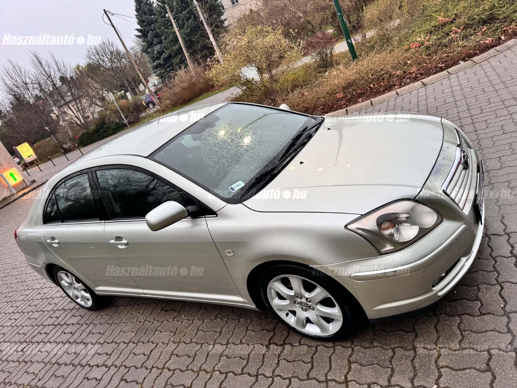 TOYOTA AVENSIS 2003/11 - 1
