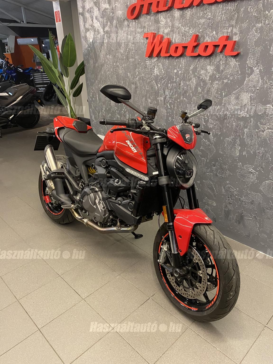 DUCATI MONSTER 2021 - 1