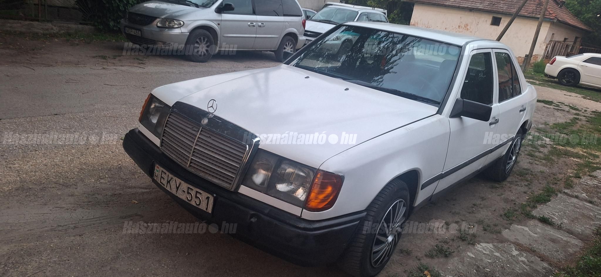 MERCEDES-BENZ W 124 1986/10 - 1