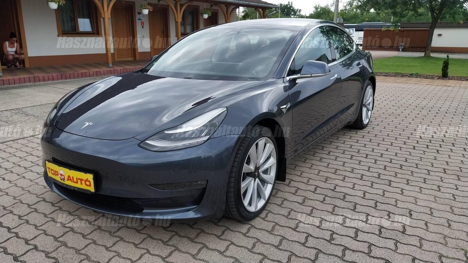TESLA MODEL 3 2020/3 - 1