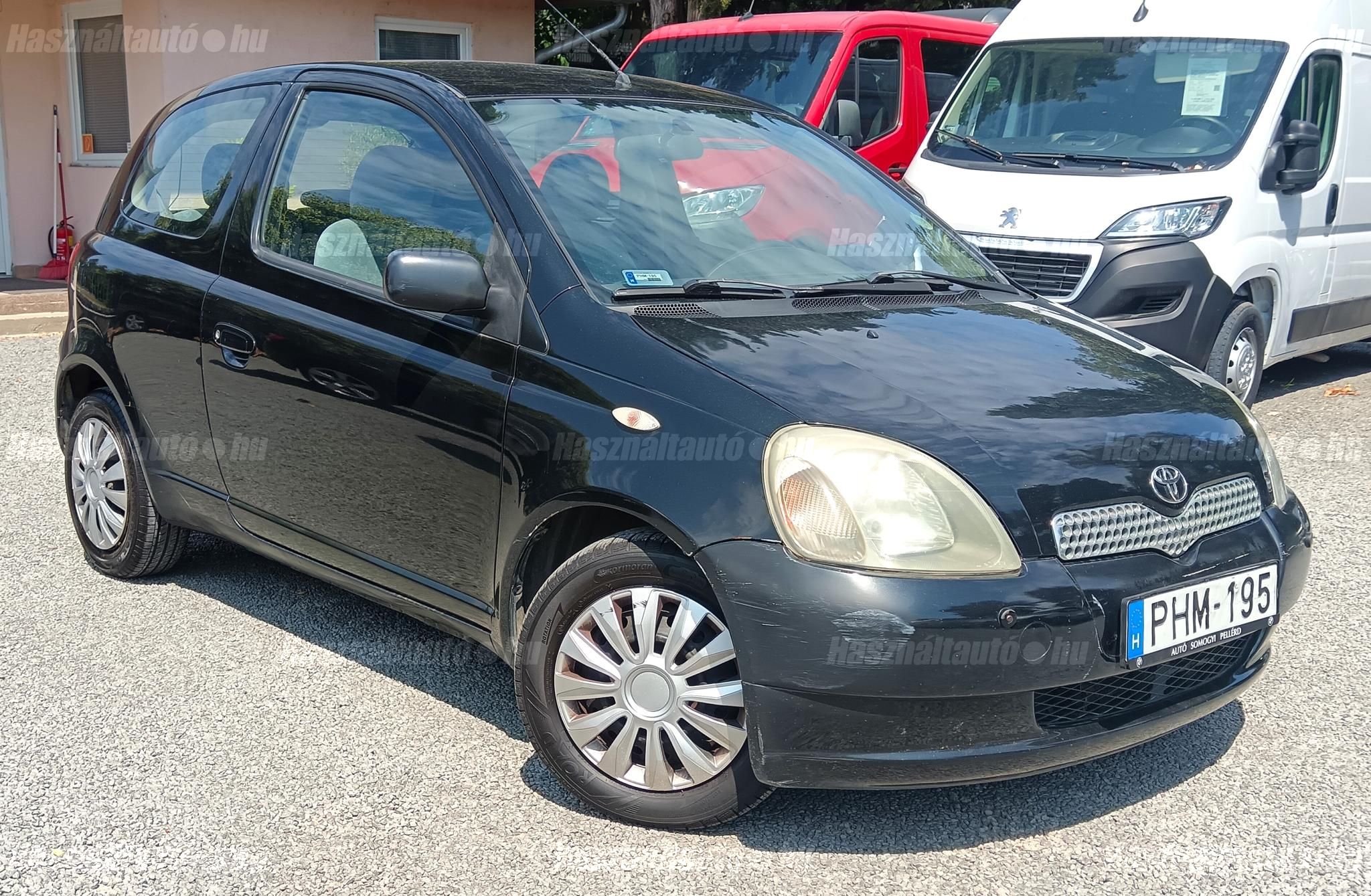 TOYOTA YARIS 2000/10 - 1