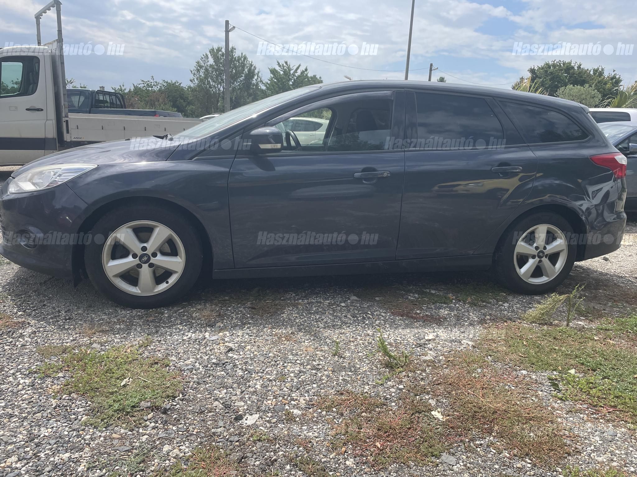 FORD FOCUS 2012/9 - 1