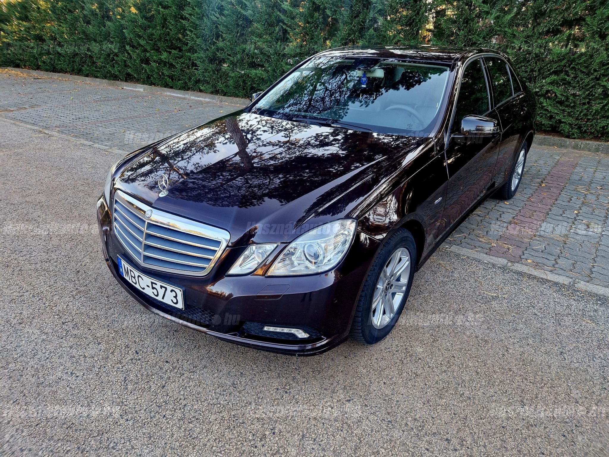 MERCEDES-BENZ E 220 2009/3 - 1