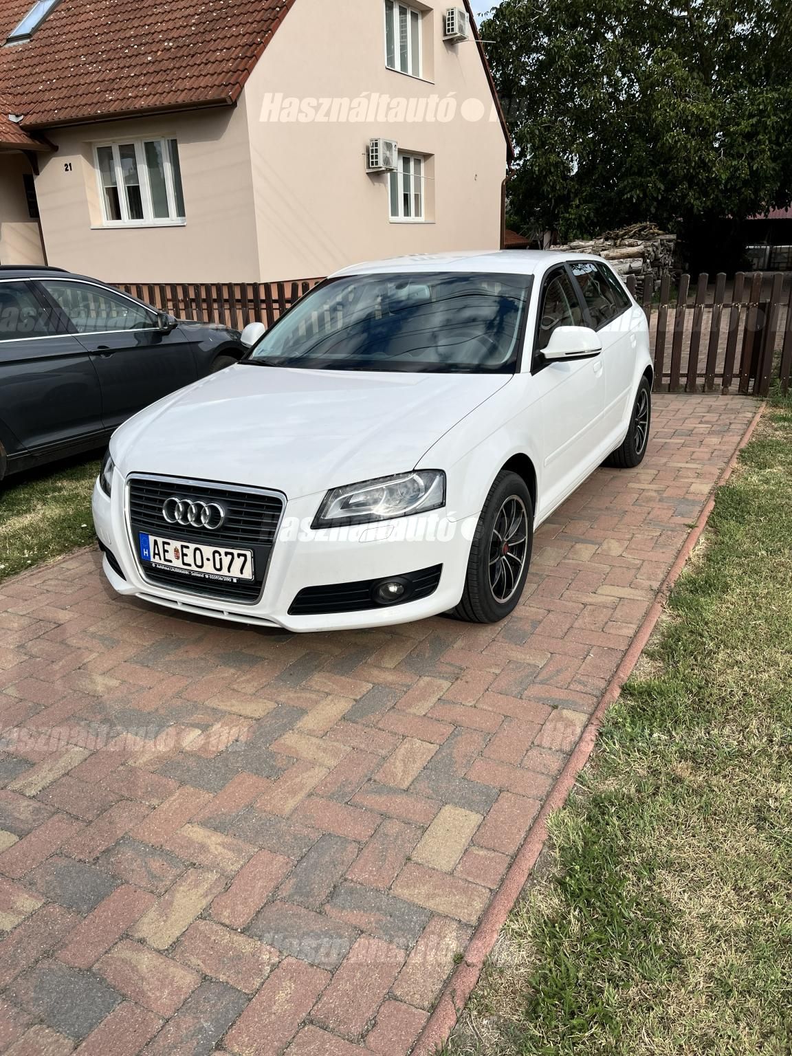 AUDI A3 2010 - 1