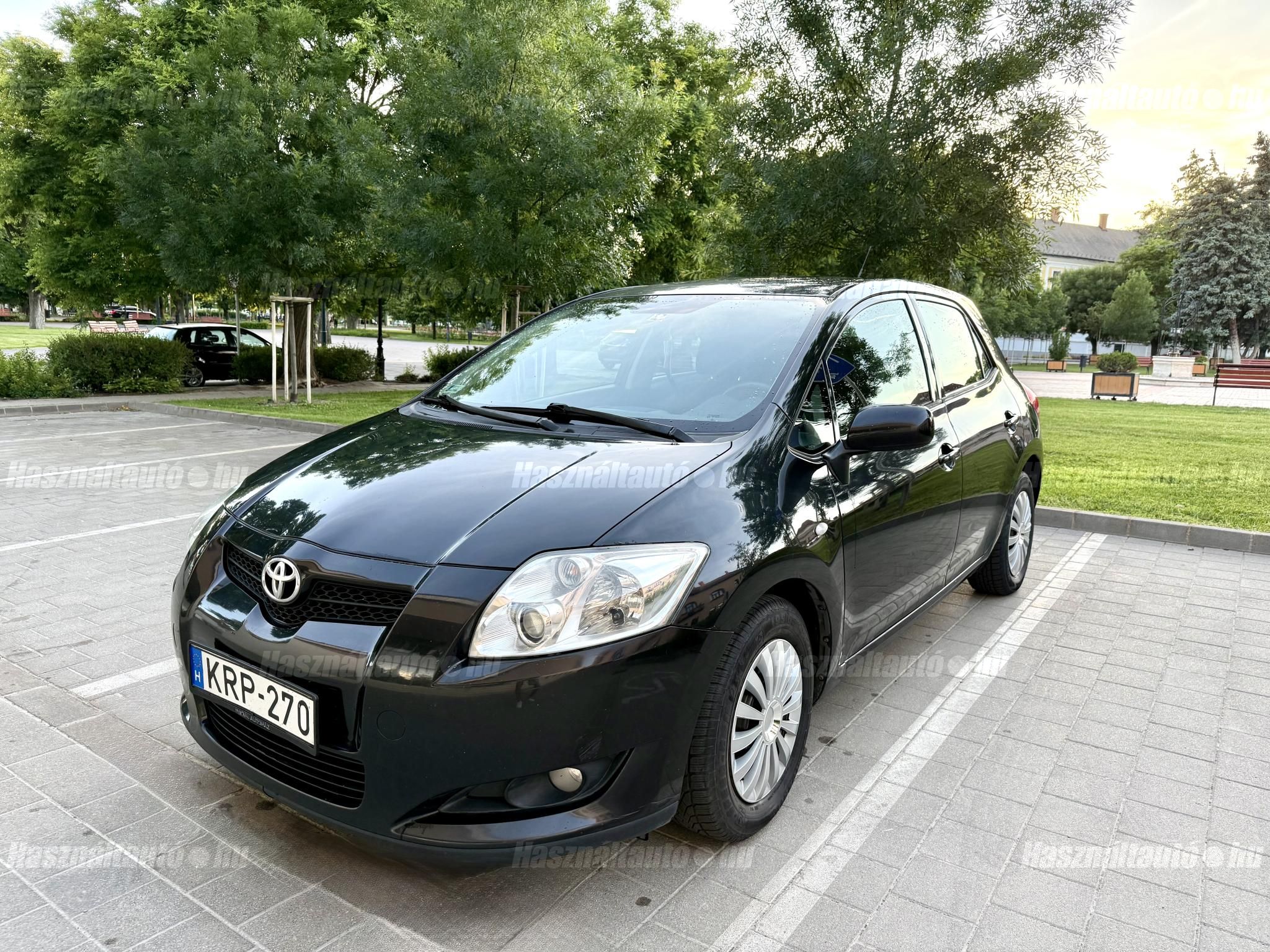 TOYOTA AURIS 2007/6 - 1