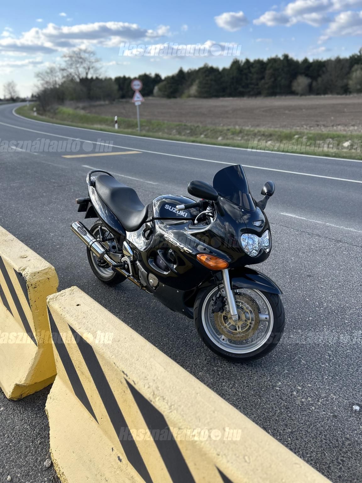SUZUKI GSX 600 F 2000/10 - 1