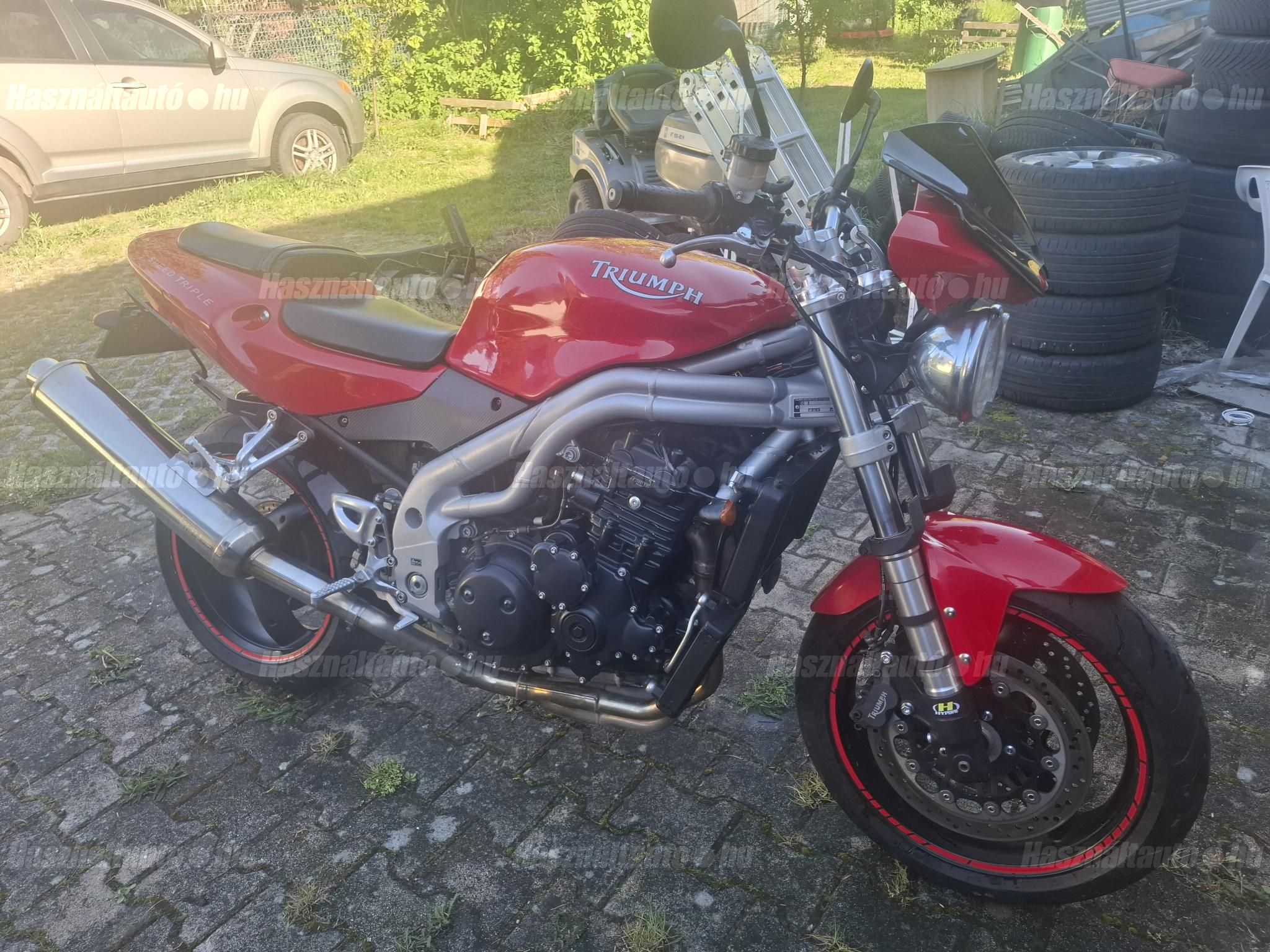 TRIUMPH SPEED TRIPLE 2004/6 - 1