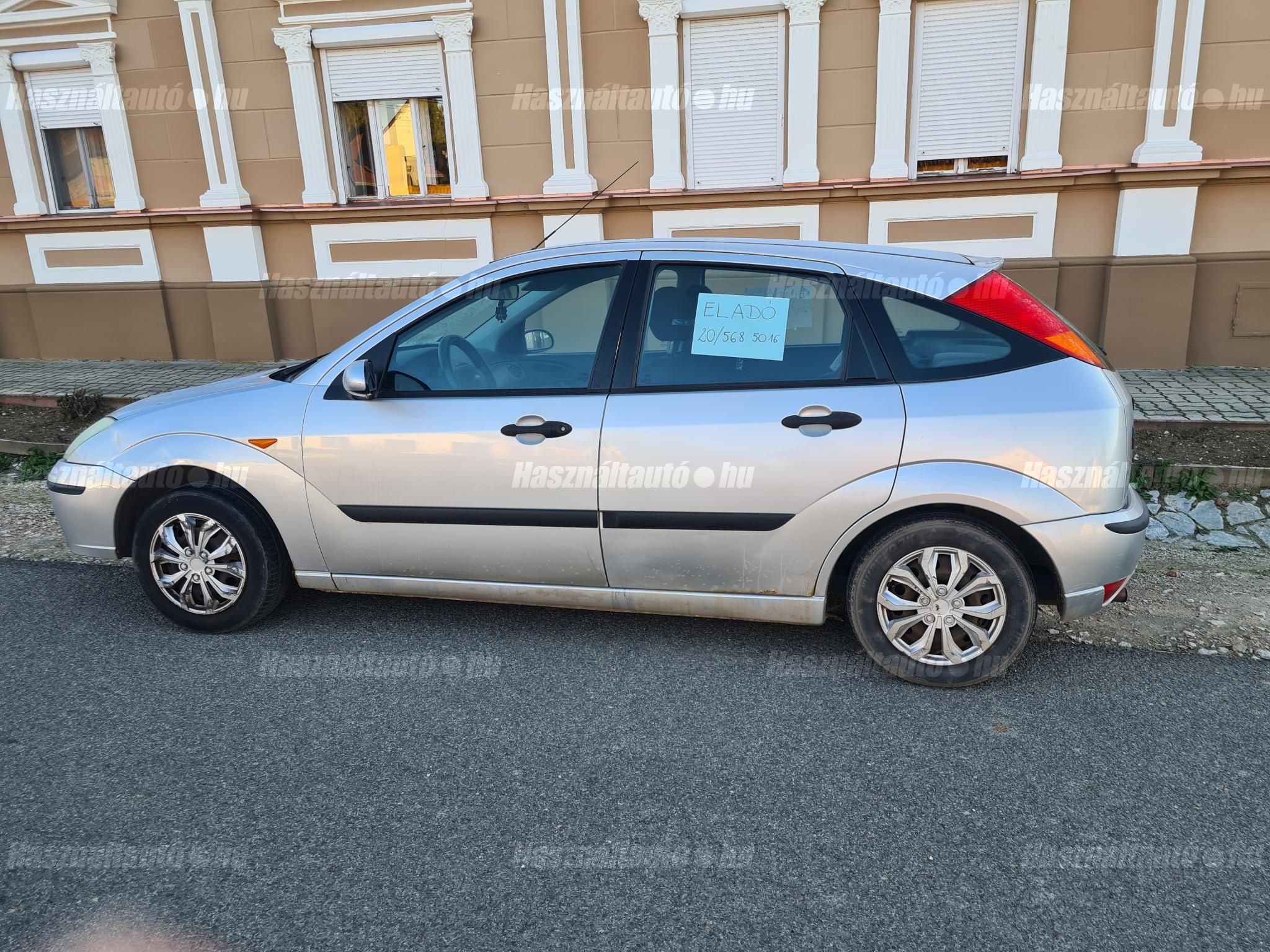 FORD FOCUS 2004/5 - 1