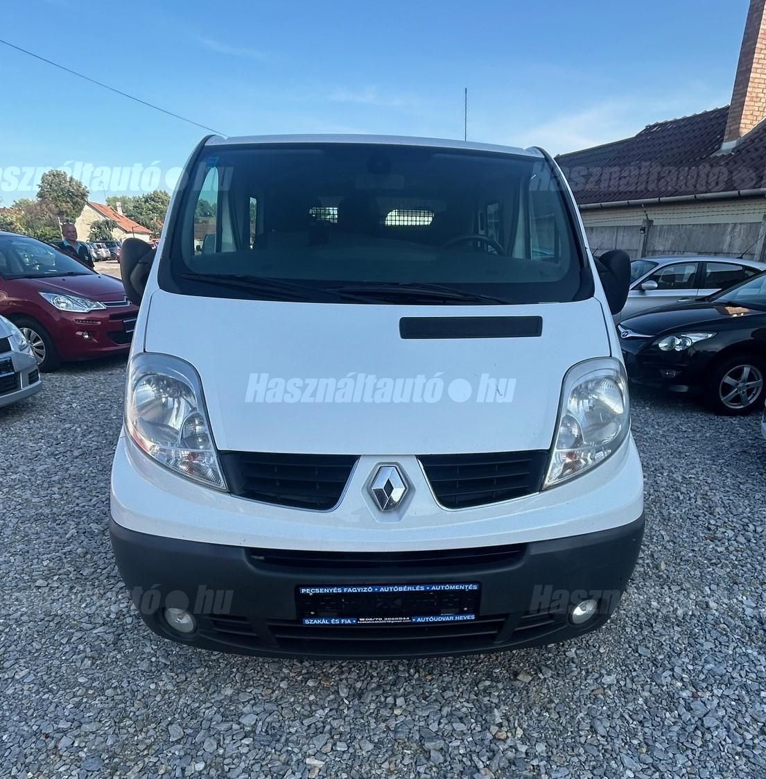 RENAULT TRAFIC 2014/4 - 1