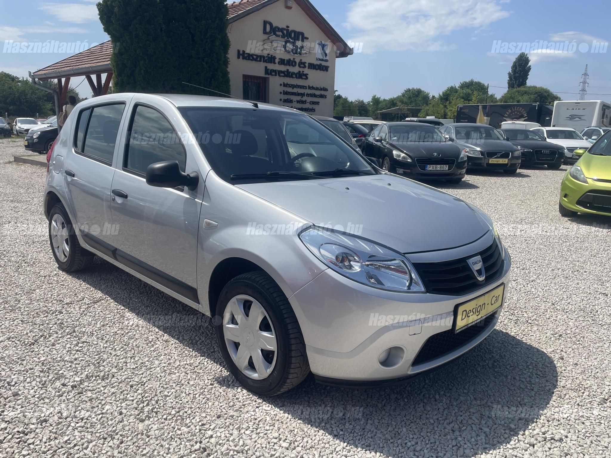 DACIA SANDERO 2009/5 - 1