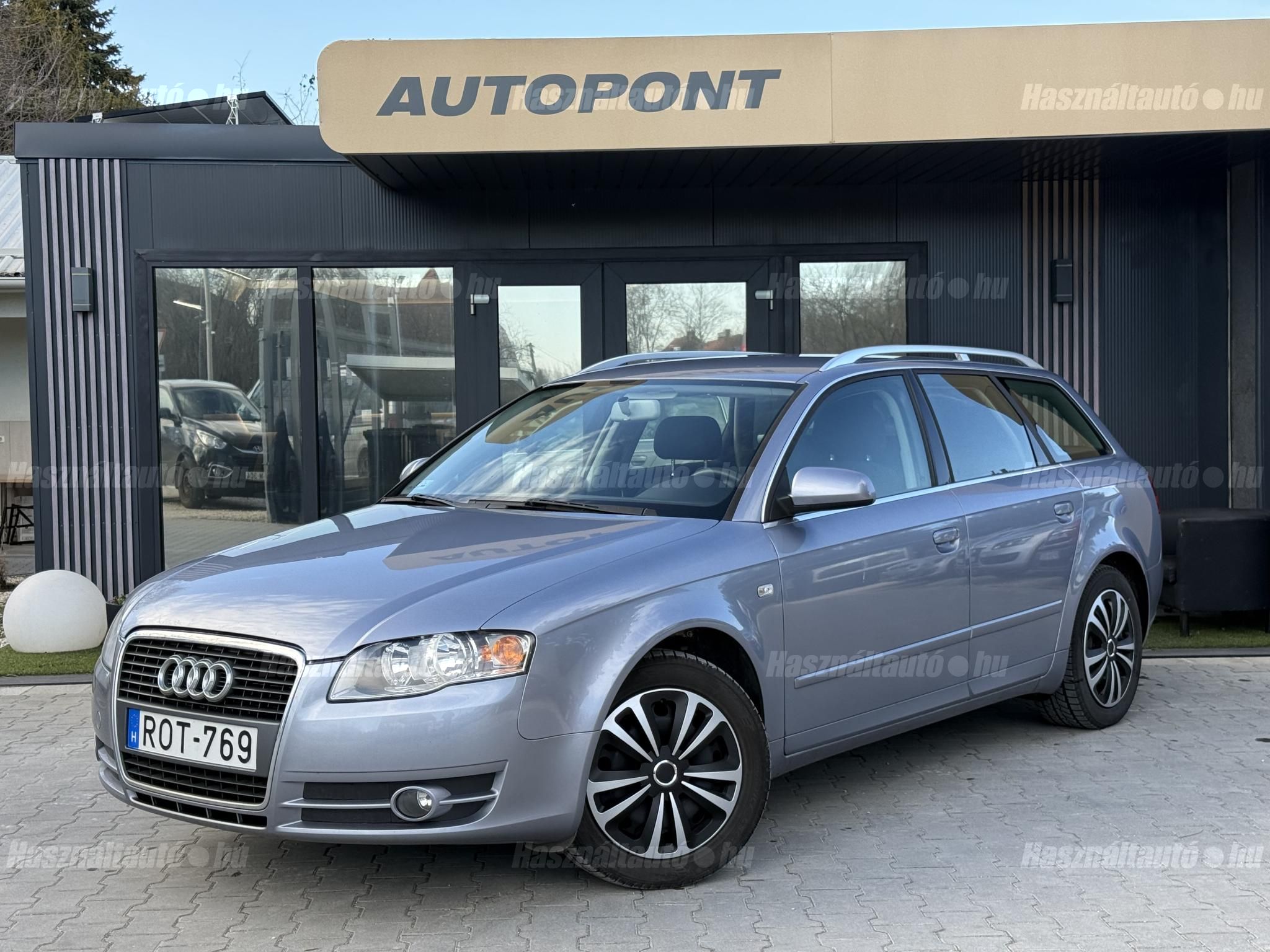 AUDI A4 2006/4 - 1