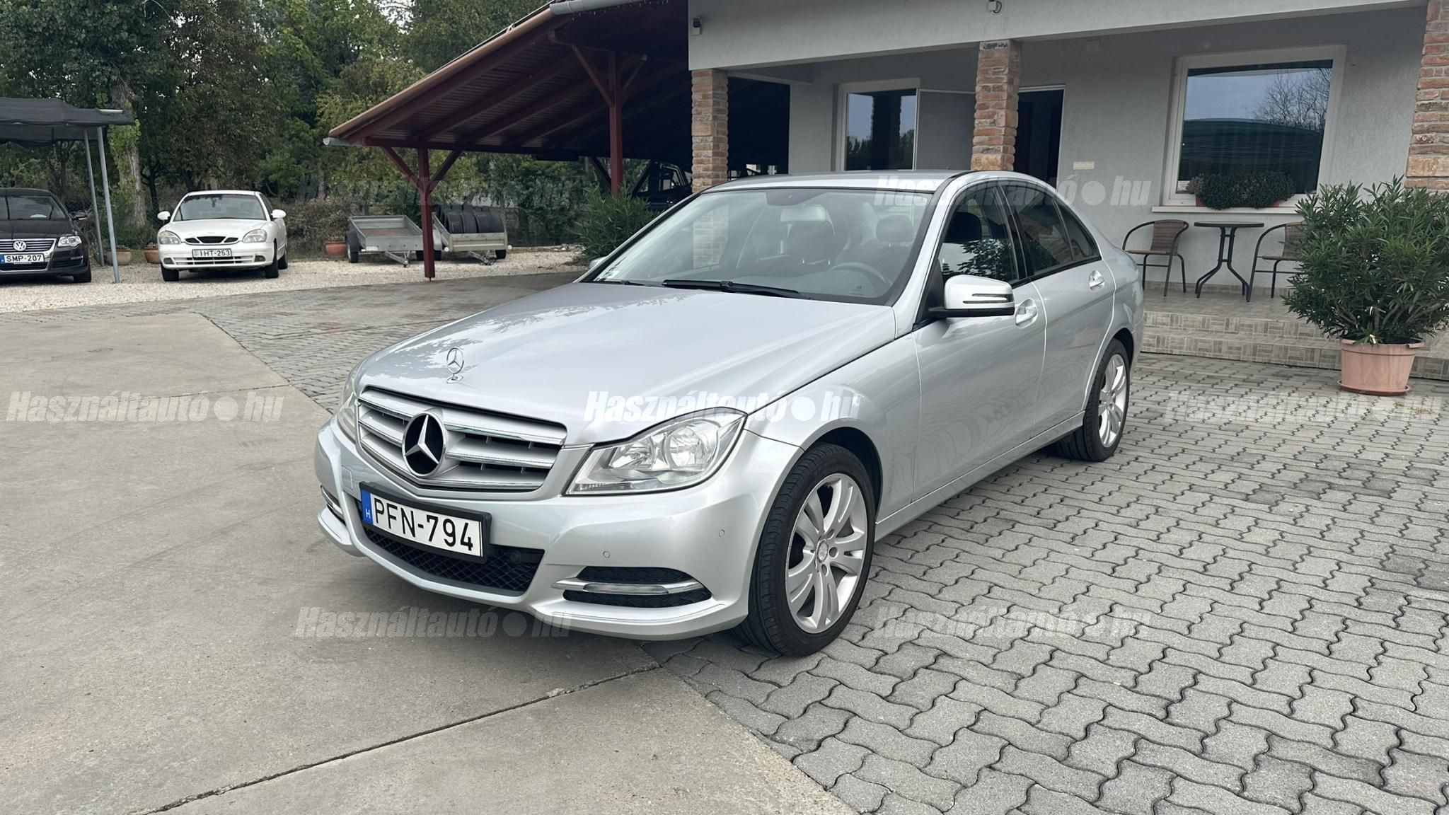 MERCEDES-BENZ C 180 2012/8 - 1