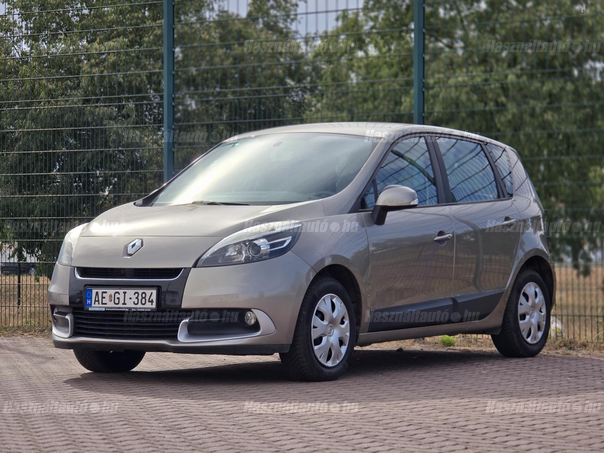 RENAULT SCENIC 2013/1 - 1