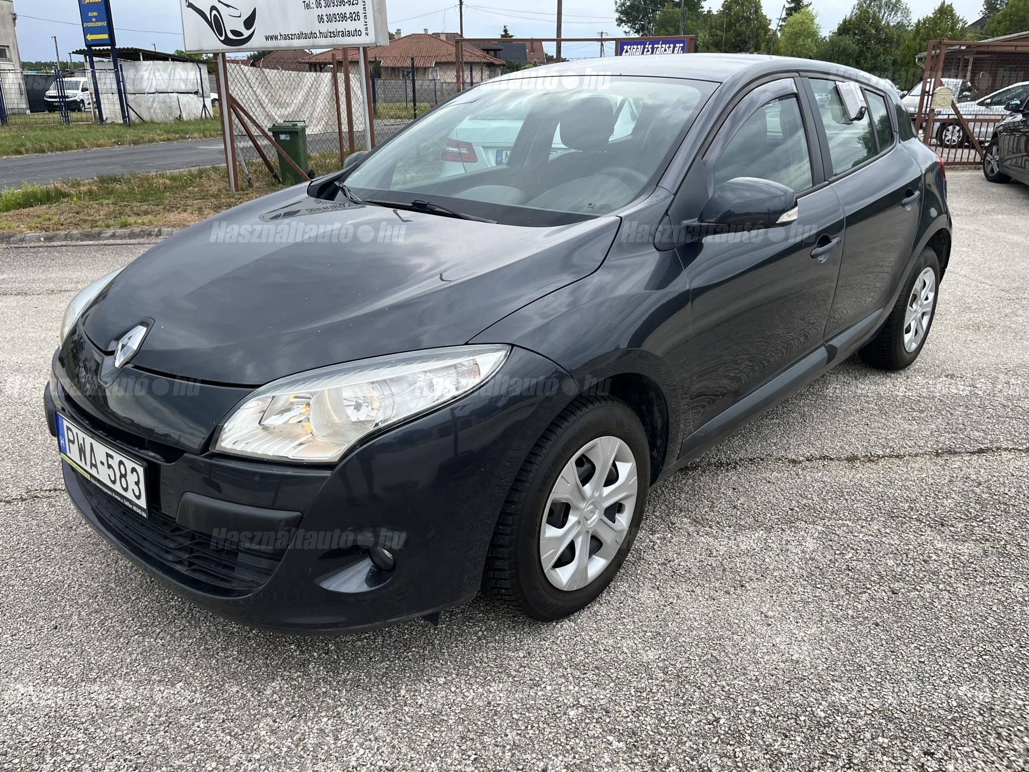 RENAULT MEGANE 2011/9 - 1