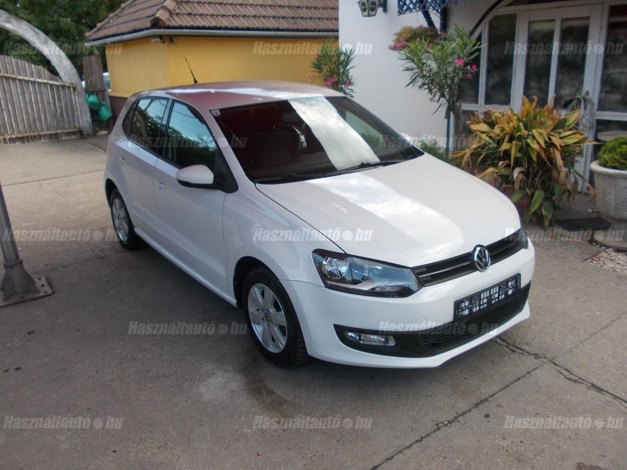 VOLKSWAGEN POLO 2012 - 1