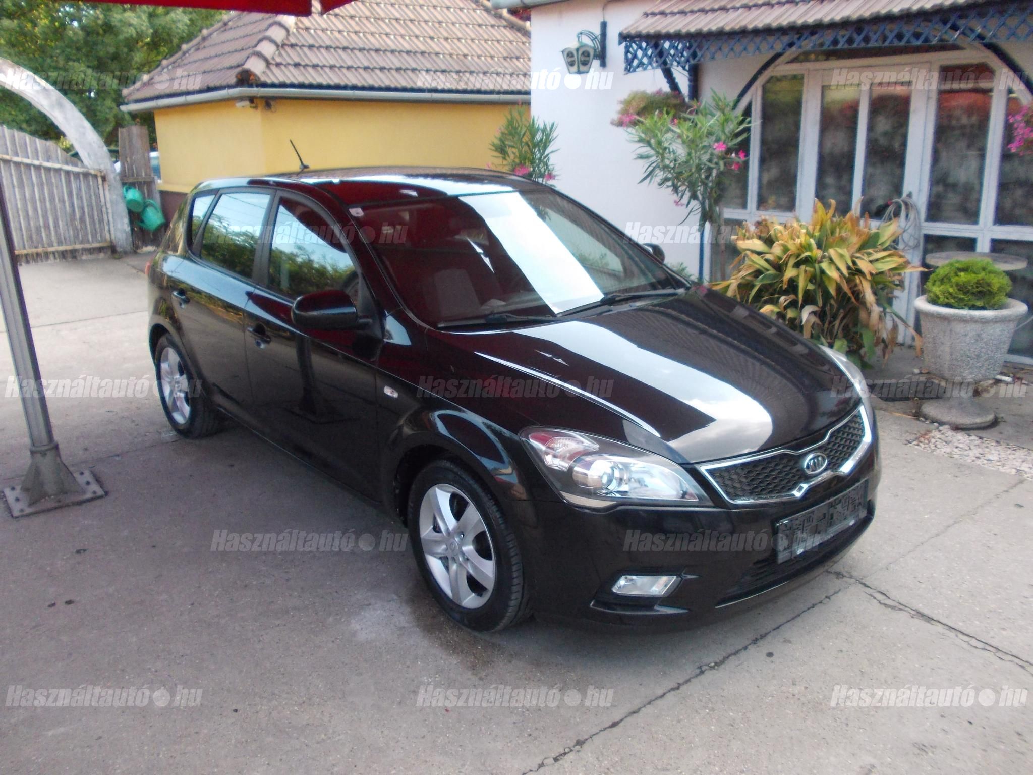 KIA CEE'D 2013/1 - 1