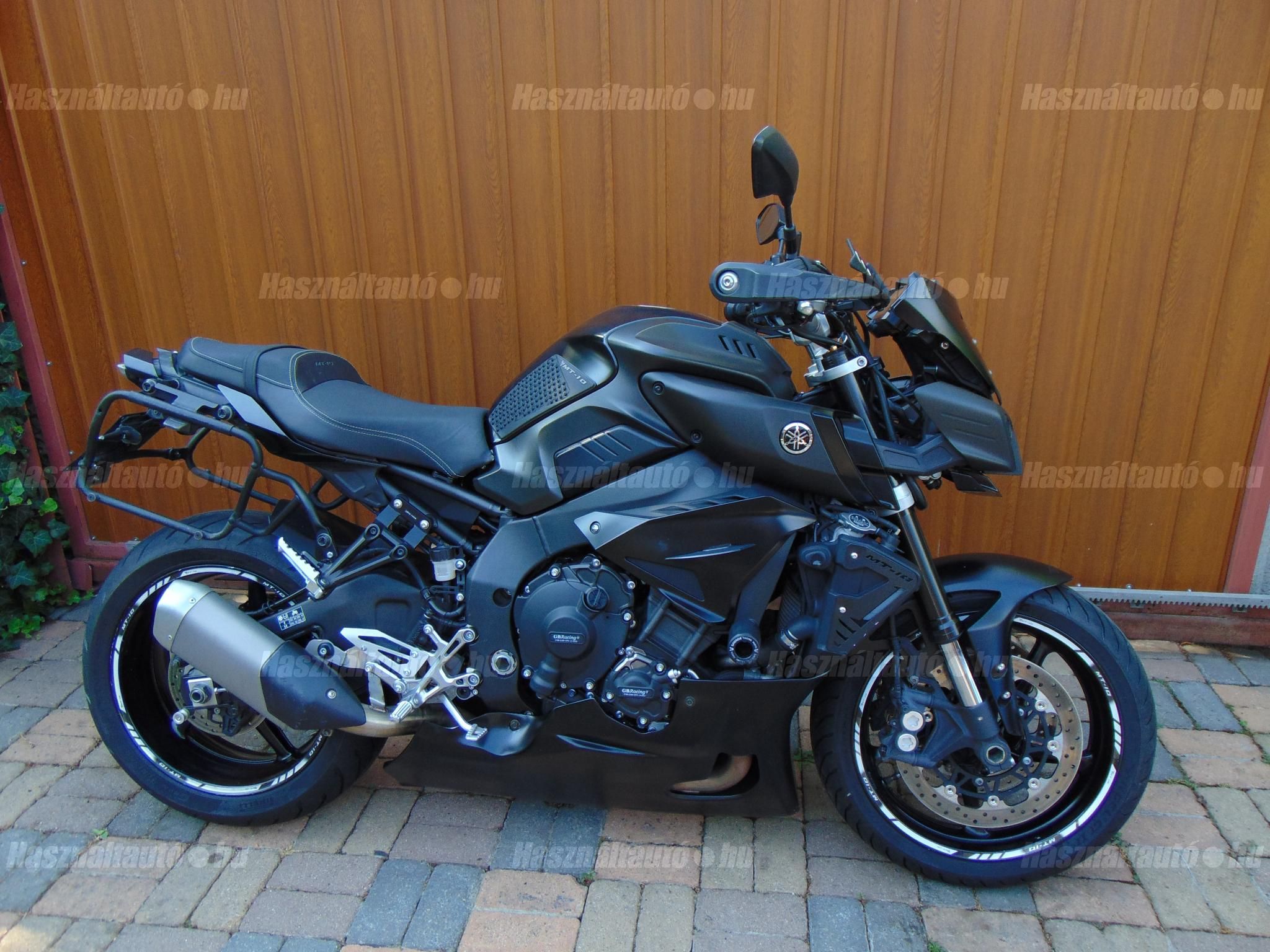 YAMAHA MT-10 2019 - 1