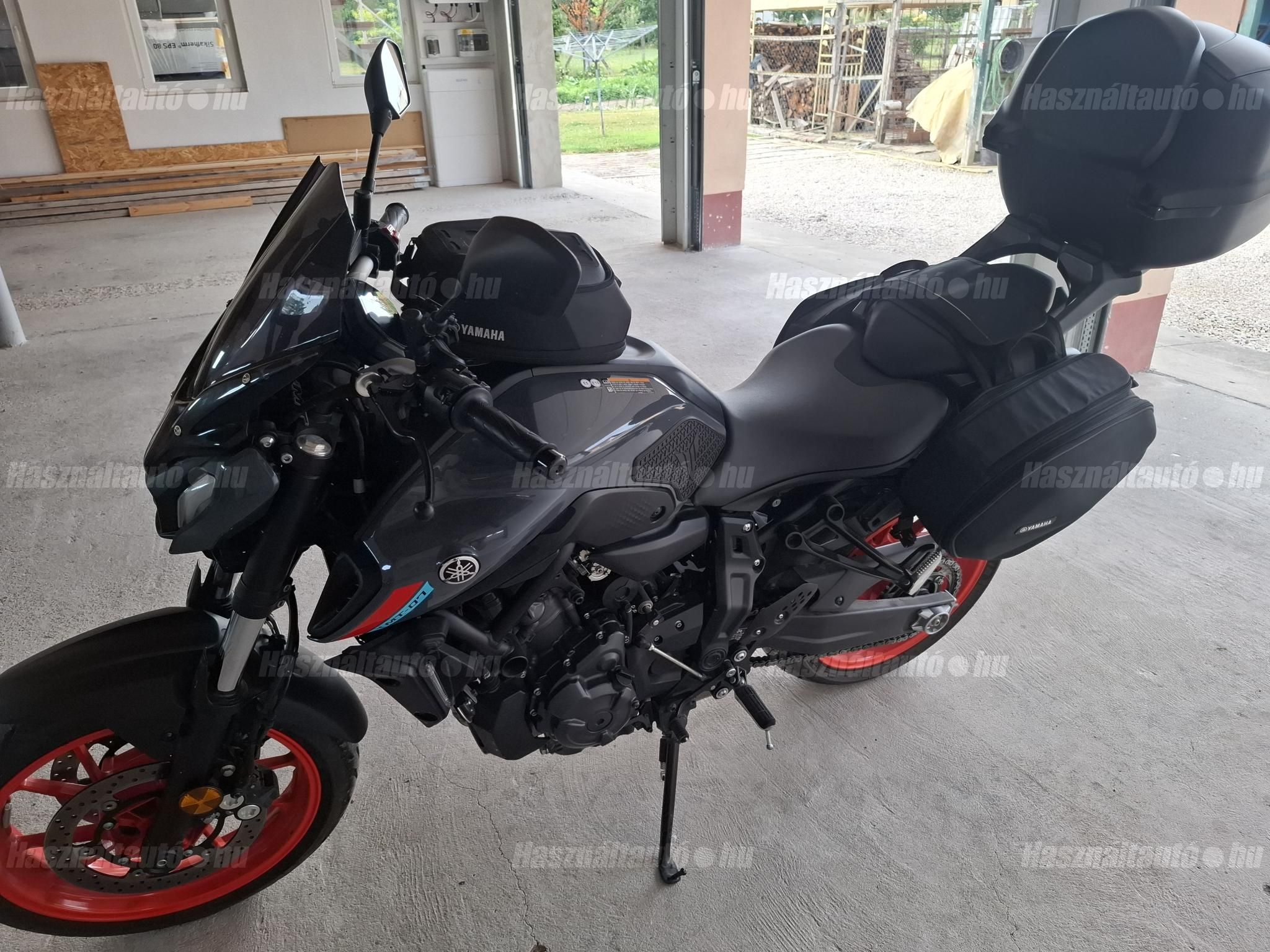 YAMAHA MT-07 2022/3 - 1