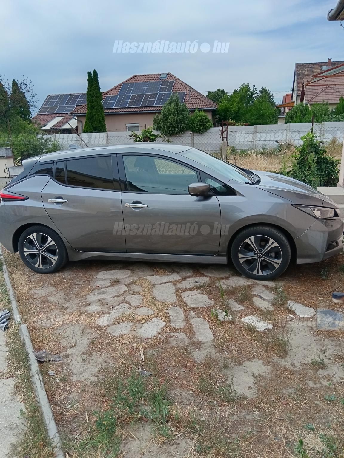 NISSAN LEAF 2021/10 - 1