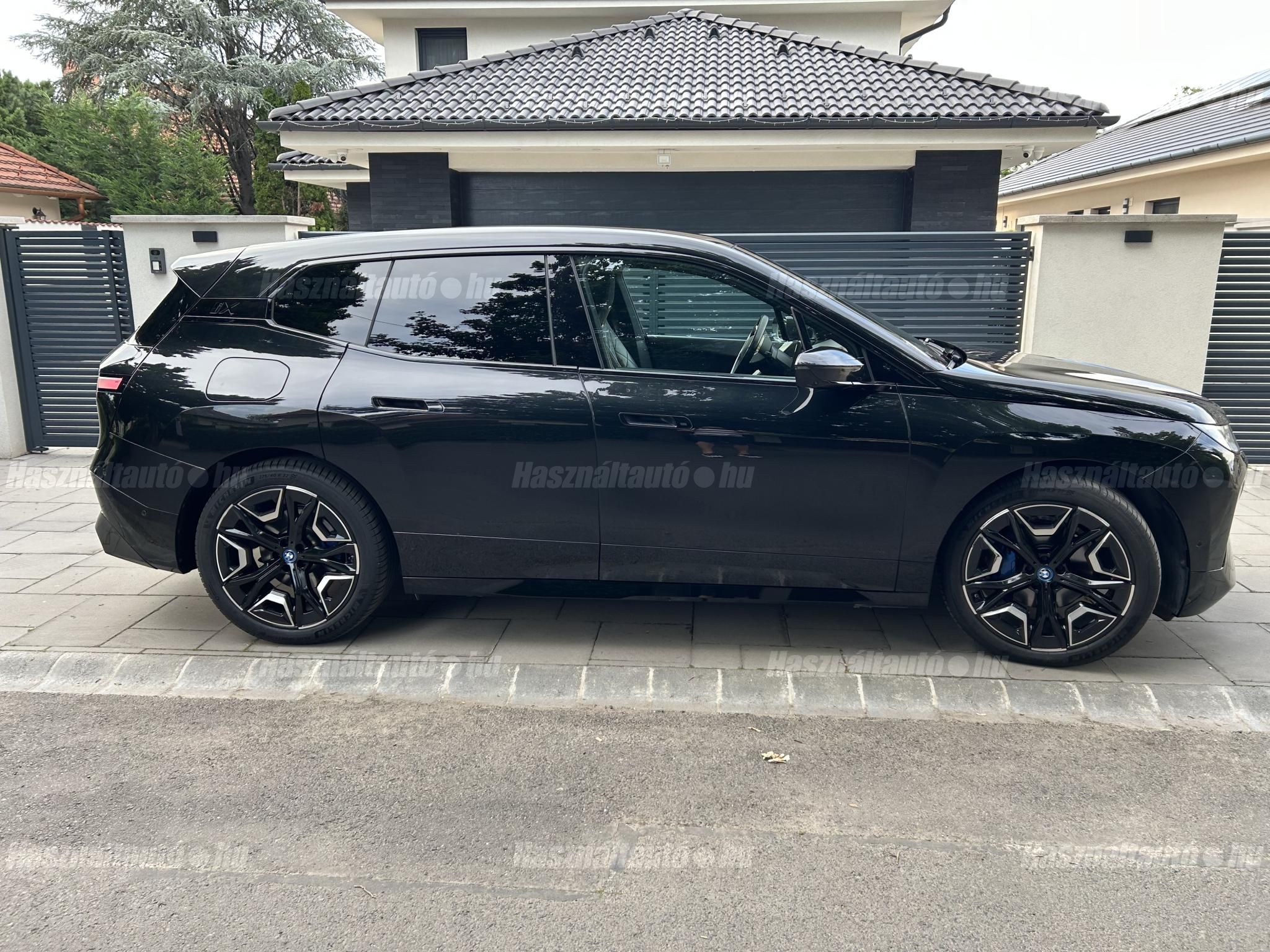 BMW IX 2023/4 - 1