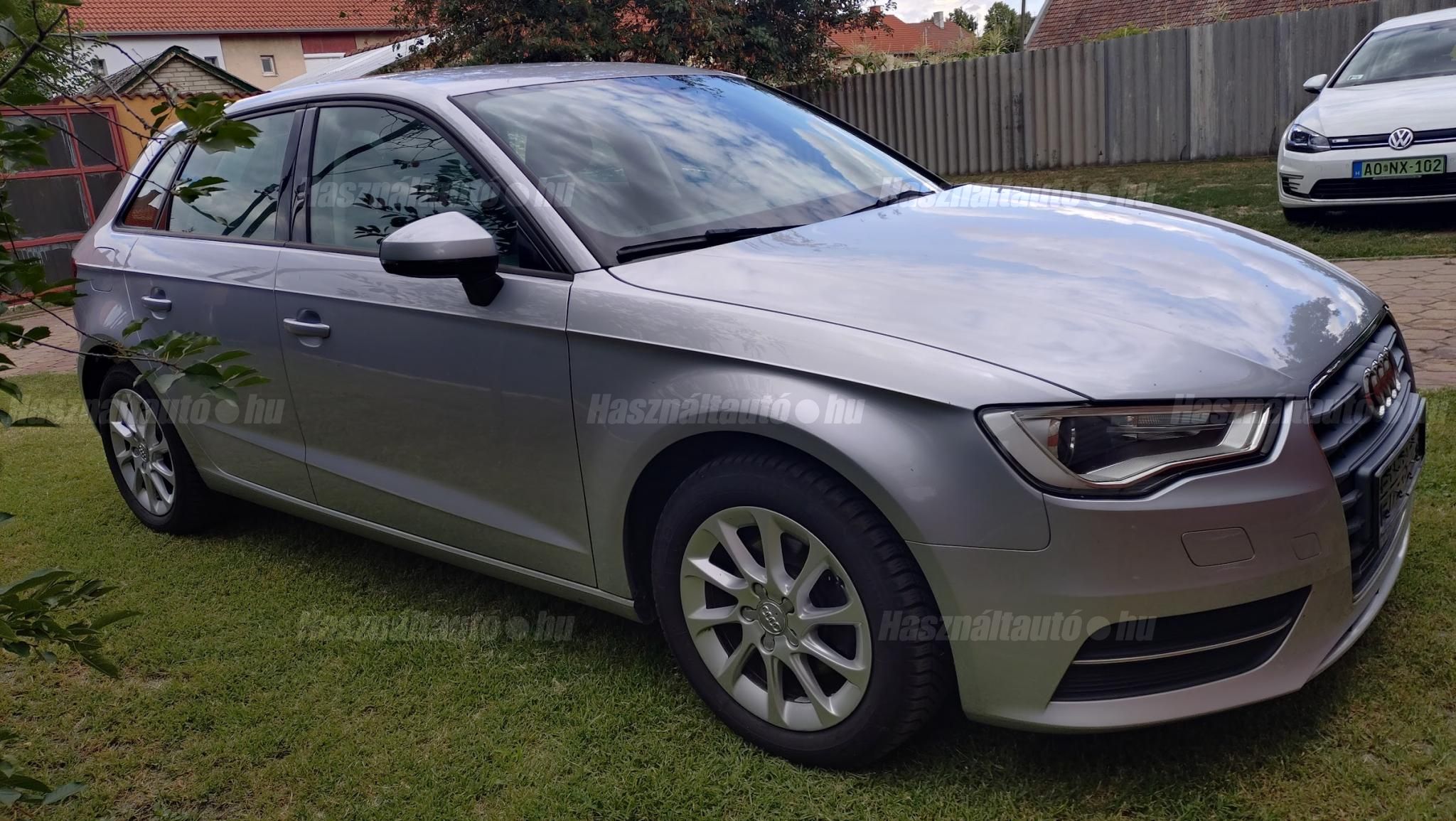 AUDI A3 2015/11 - 1