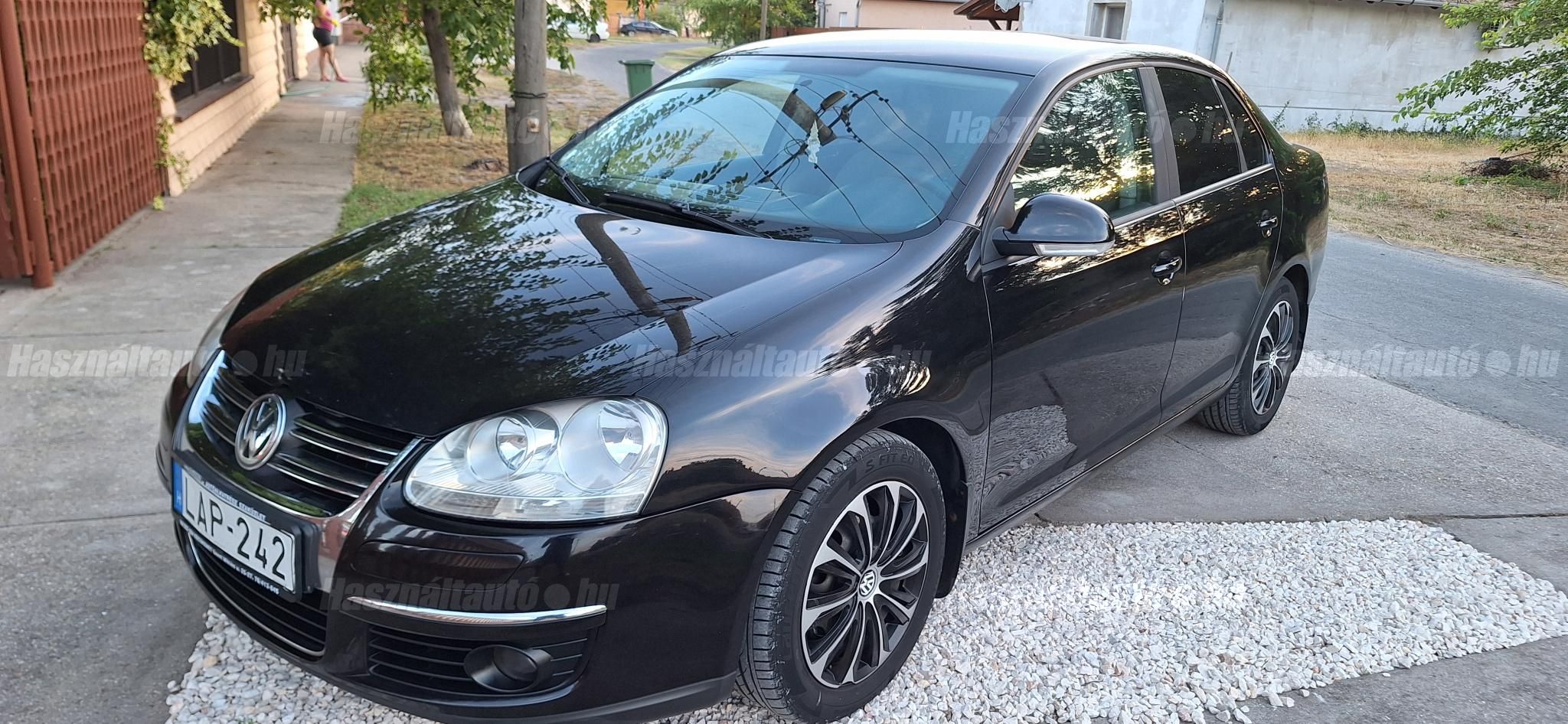 VOLKSWAGEN JETTA 2008/7 - 1
