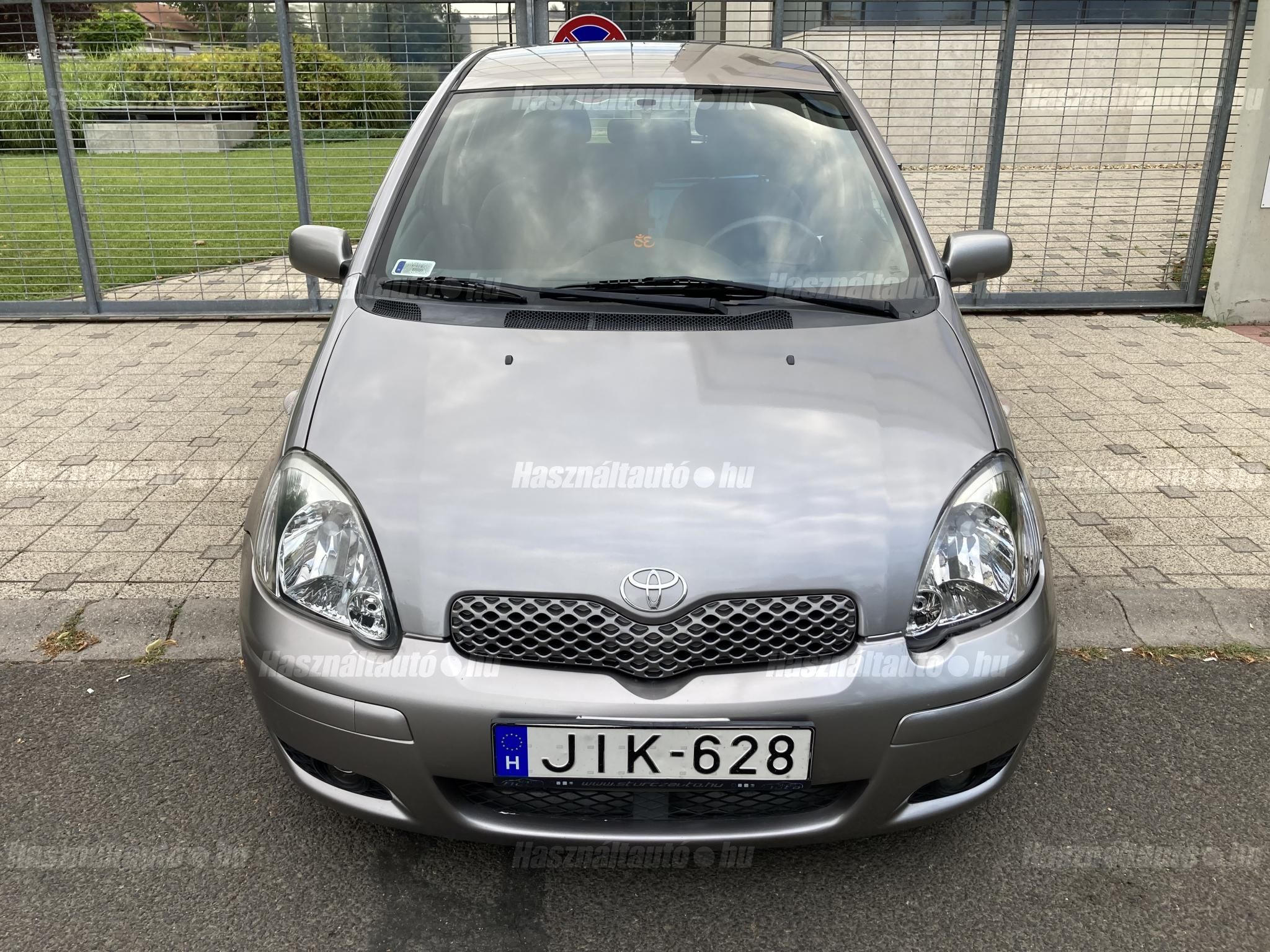 TOYOTA YARIS 2004/12 - 1