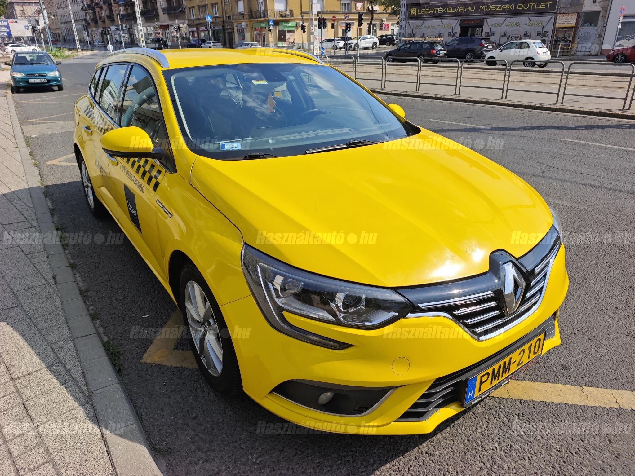 RENAULT MEGANE 2017/11 - 1