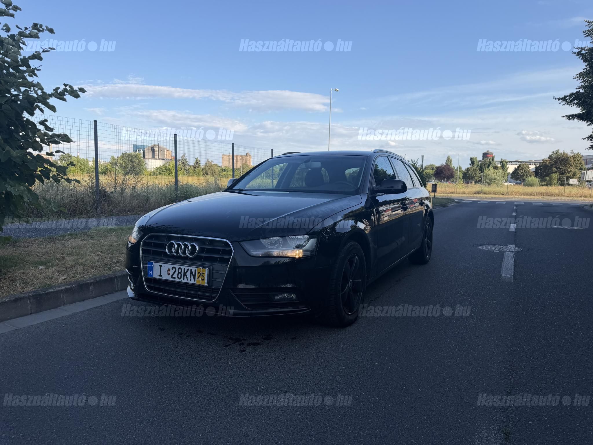 AUDI A4 2013 - 1