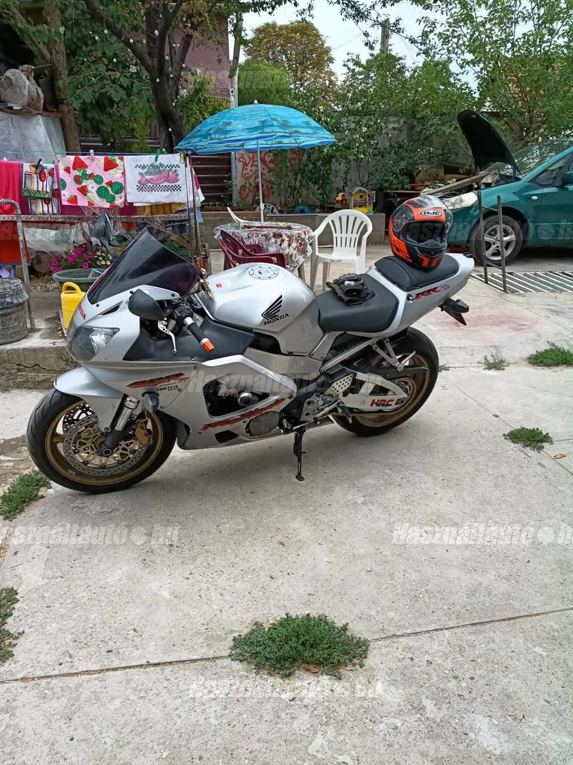 HONDA CBR 900 RR 2001/4 - 1