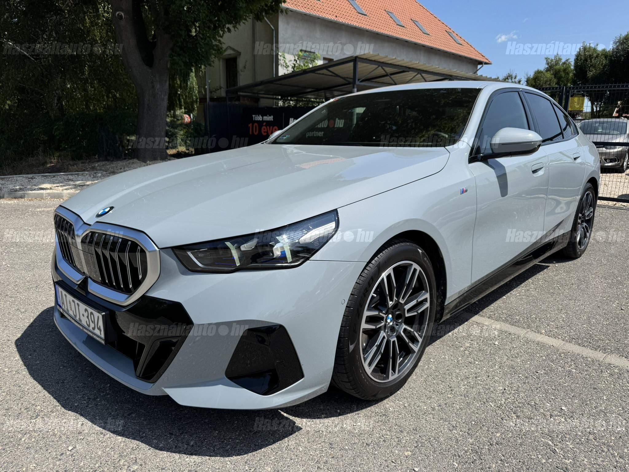 BMW 520 2024/4 - 1