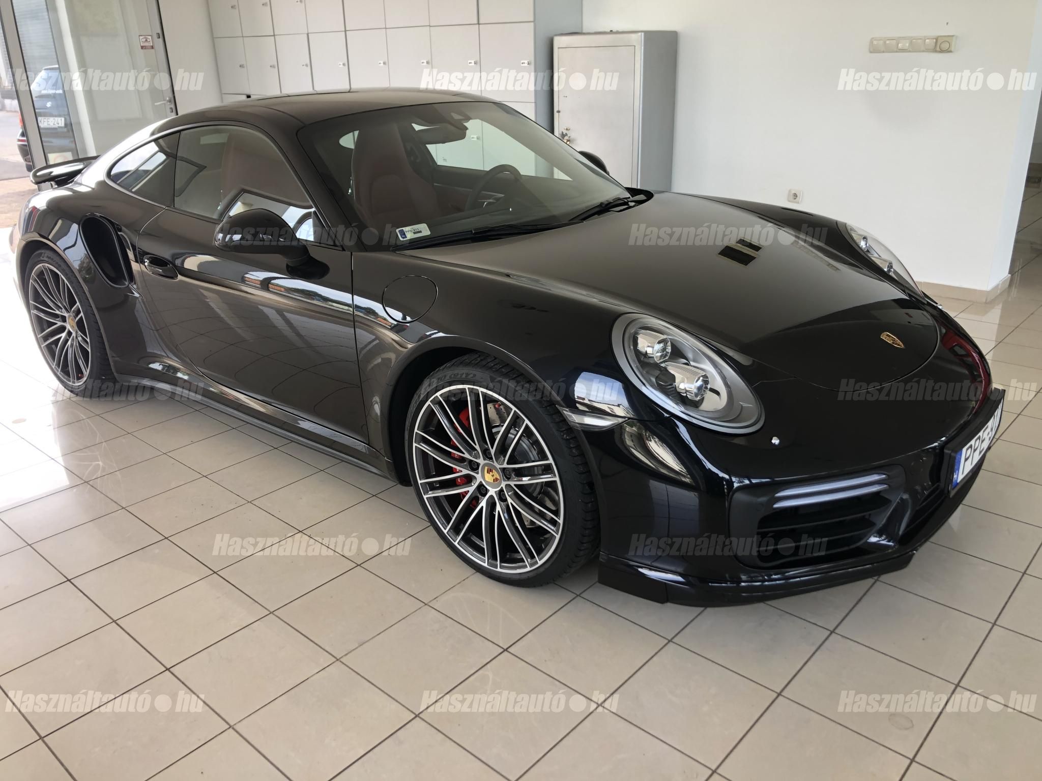 PORSCHE 911 2018/4 - 1