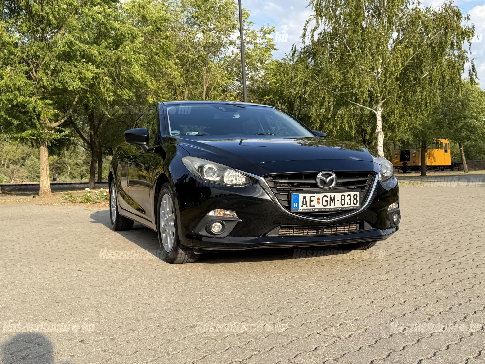 MAZDA 3 2015 - 1