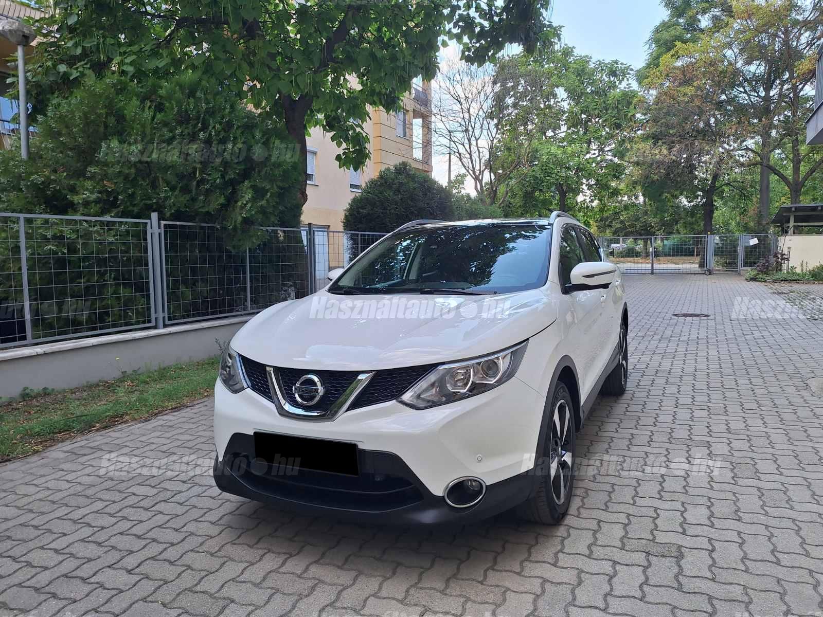 NISSAN QASHQAI 2016/9 - 1