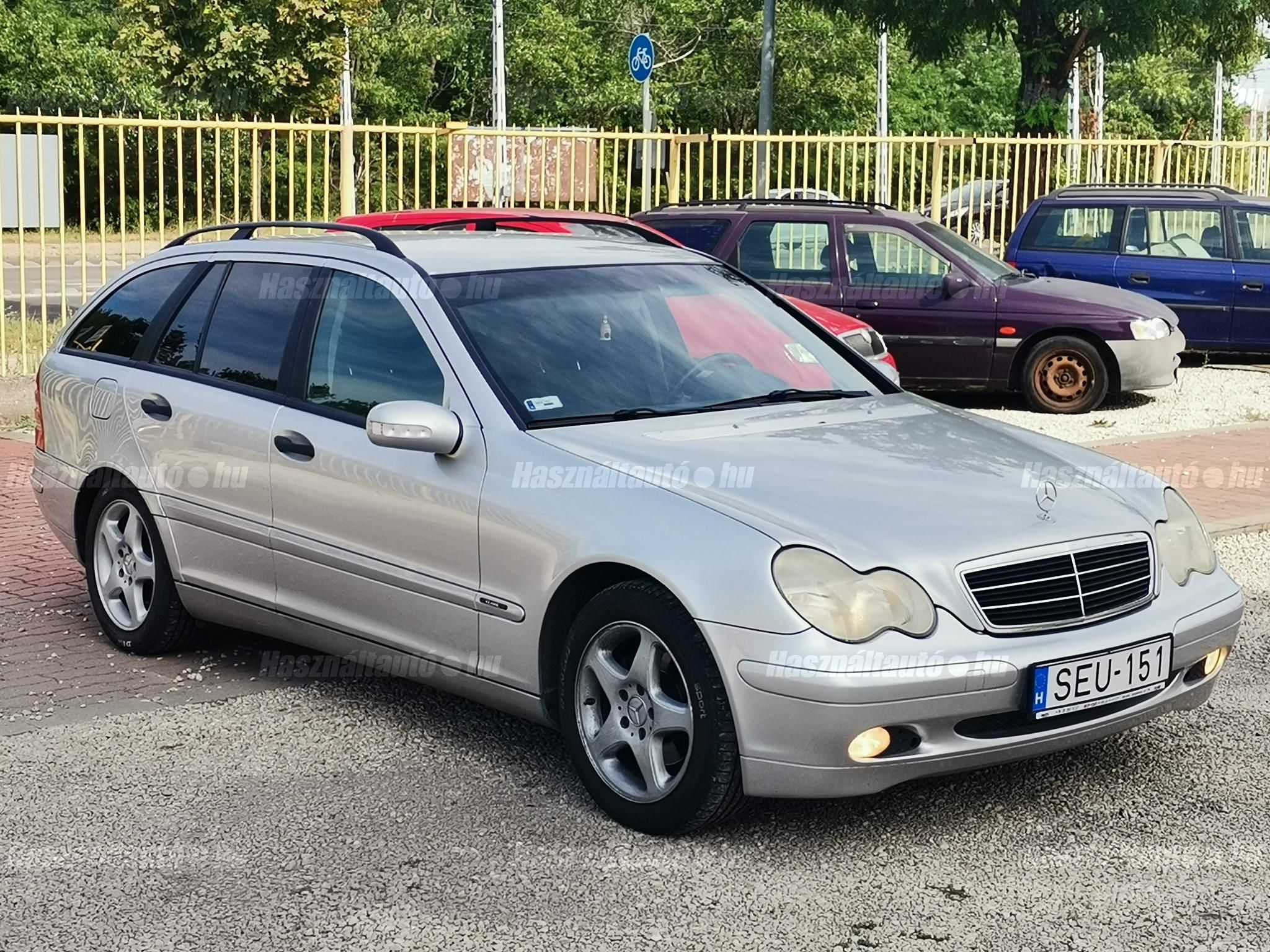 MERCEDES-BENZ C-OSZTÁLY 2003/5 - 1