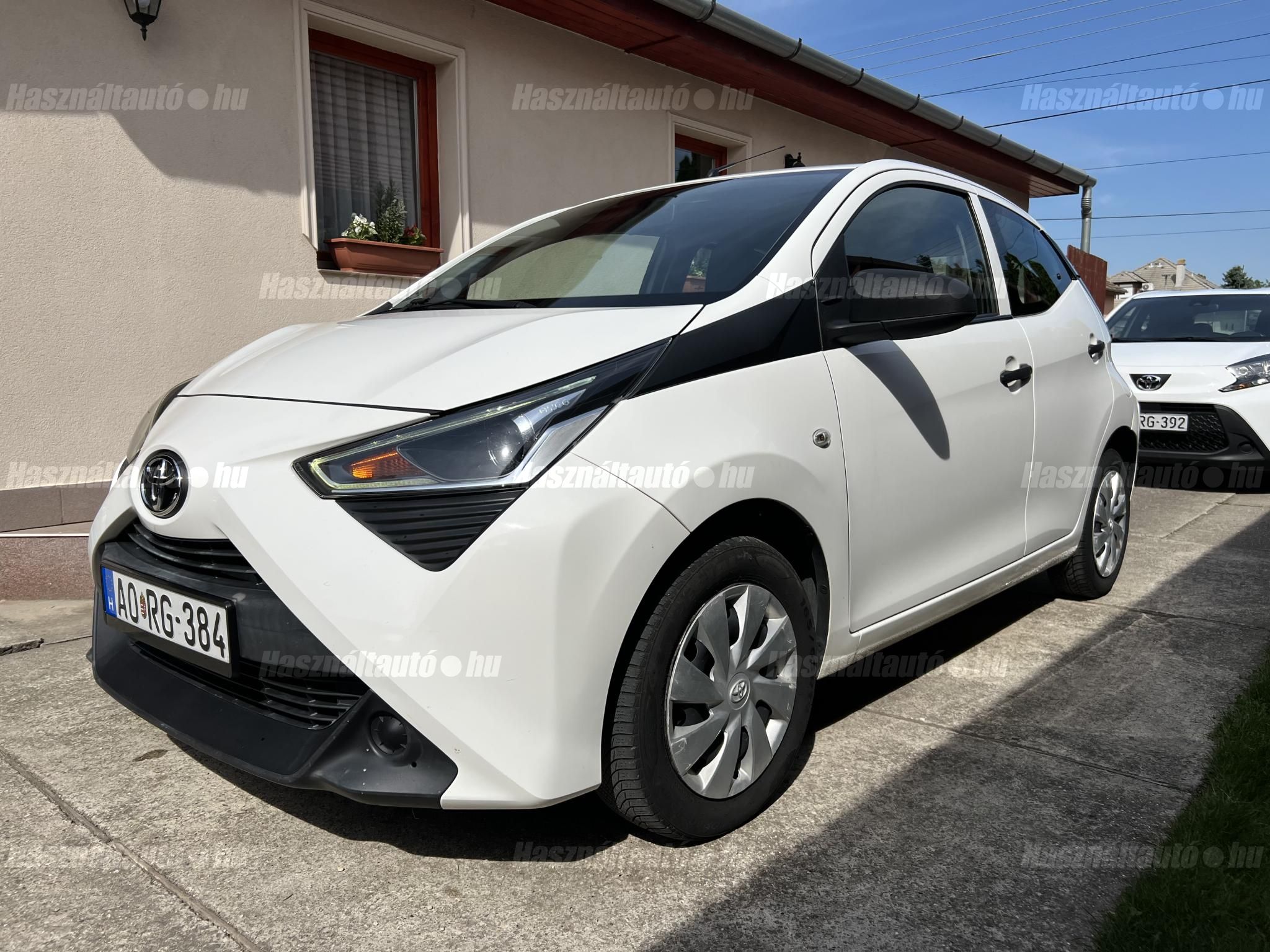 TOYOTA AYGO 2021/3 - 1