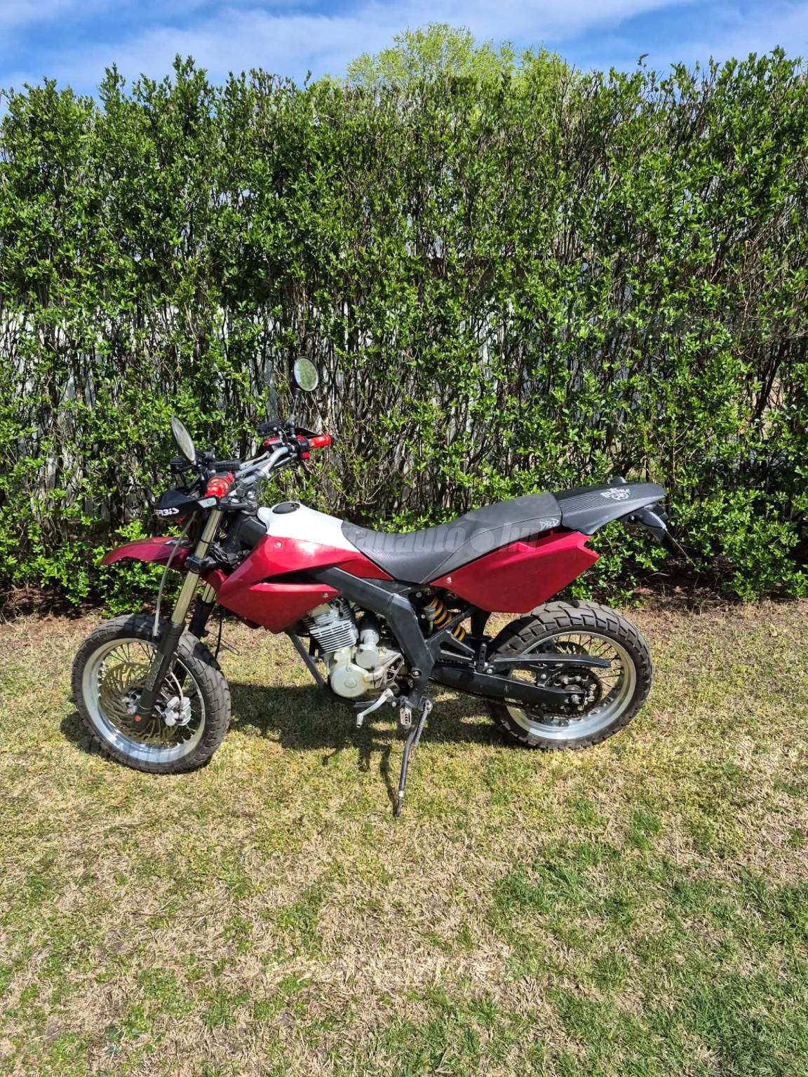 DERBI SENDA SM 125 2008/3 - 1