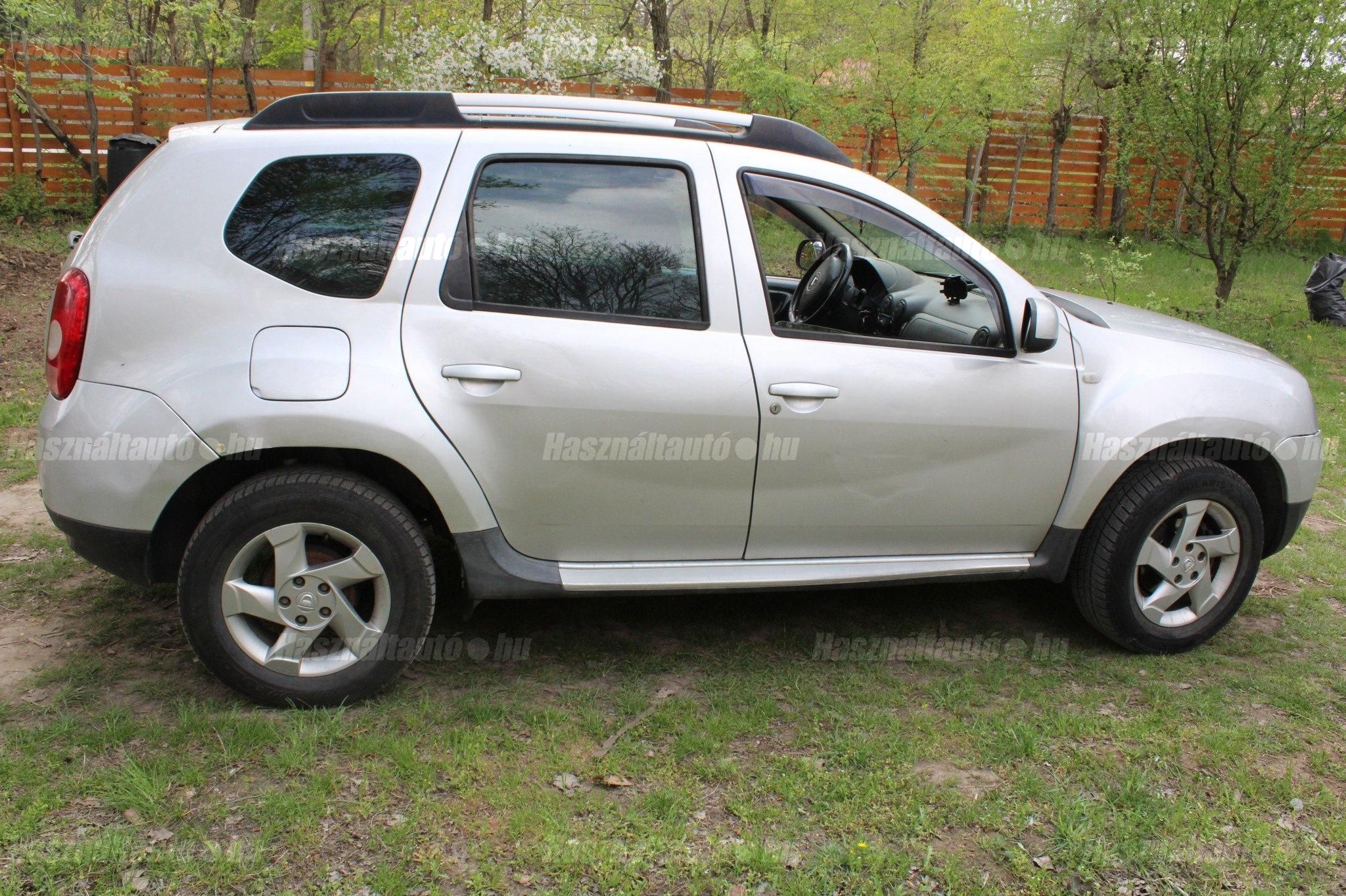 DACIA DUSTER 2011/9 - 1
